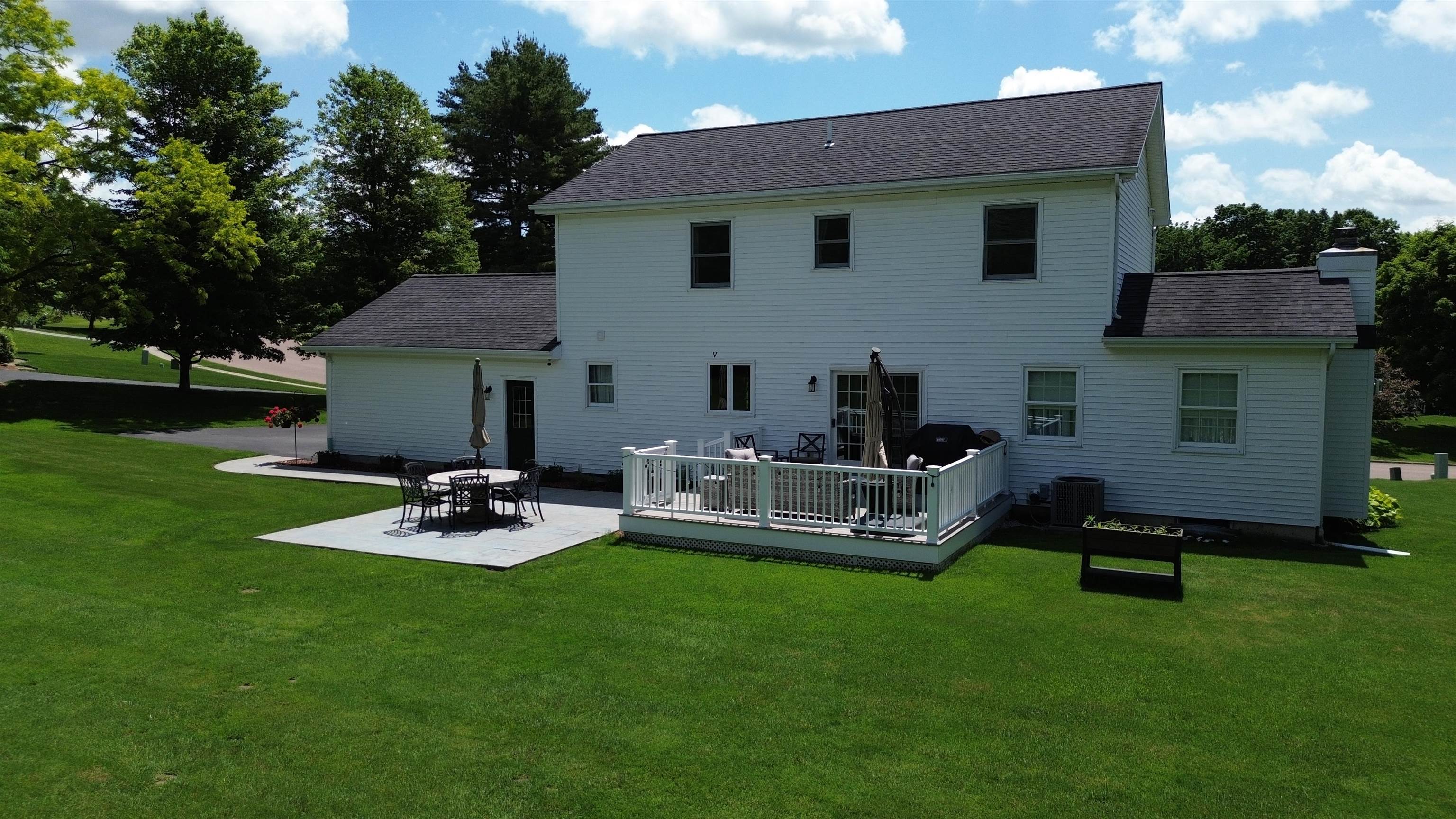 194 Harte Circle Property Photo 18