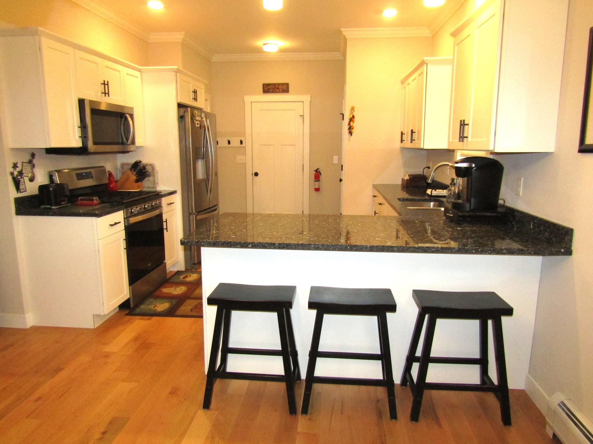 588 Harbor View Drive Property Photo 4
