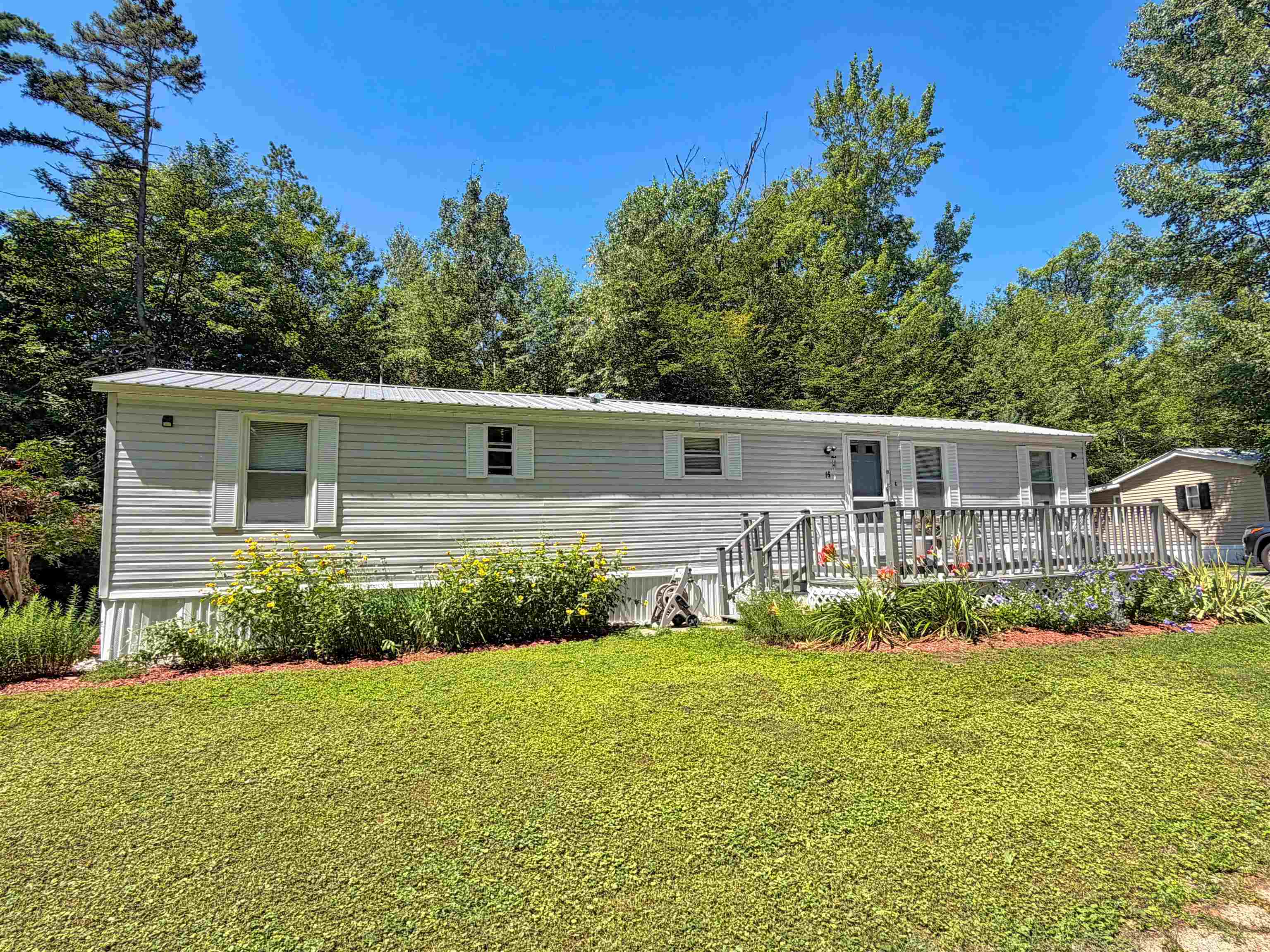 15 Loon Mountain Lane Property Photo 2
