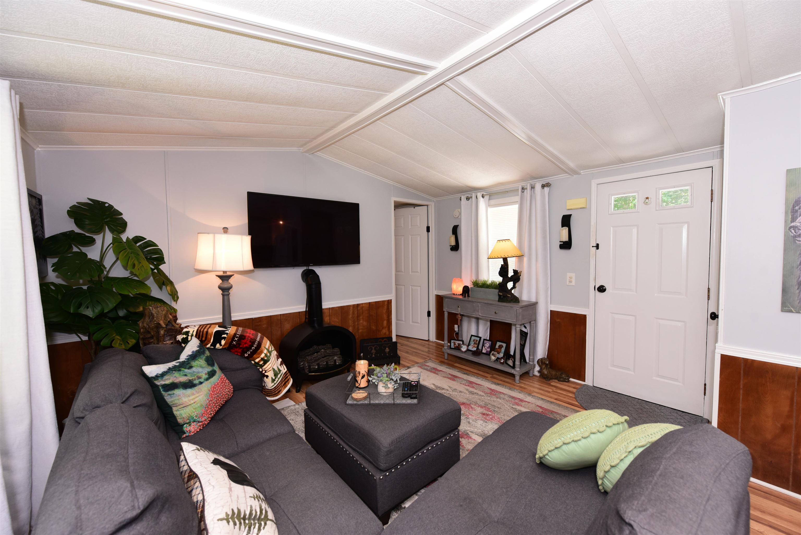 15 Loon Mountain Lane Property Photo 10