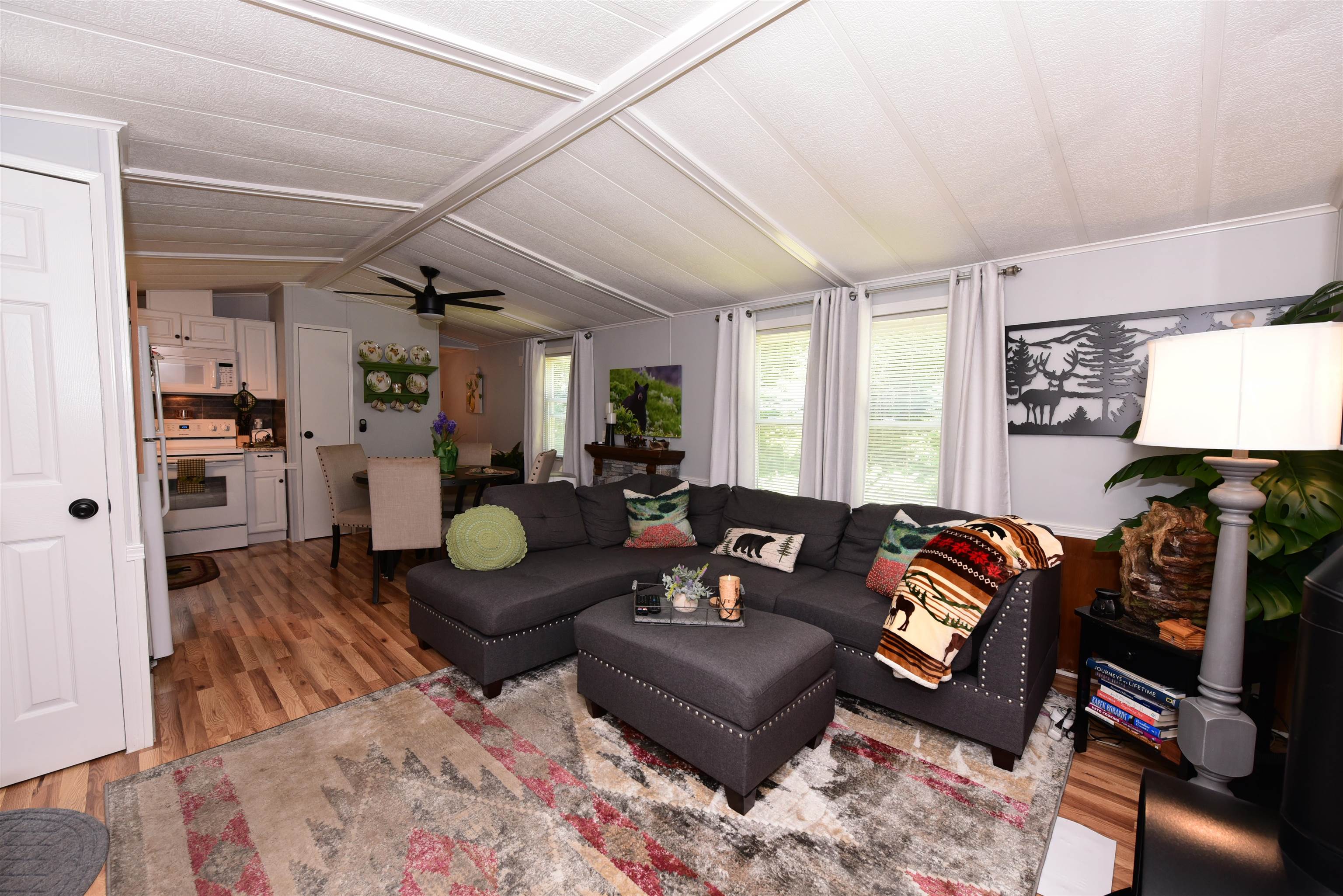 15 Loon Mountain Lane Property Photo 13