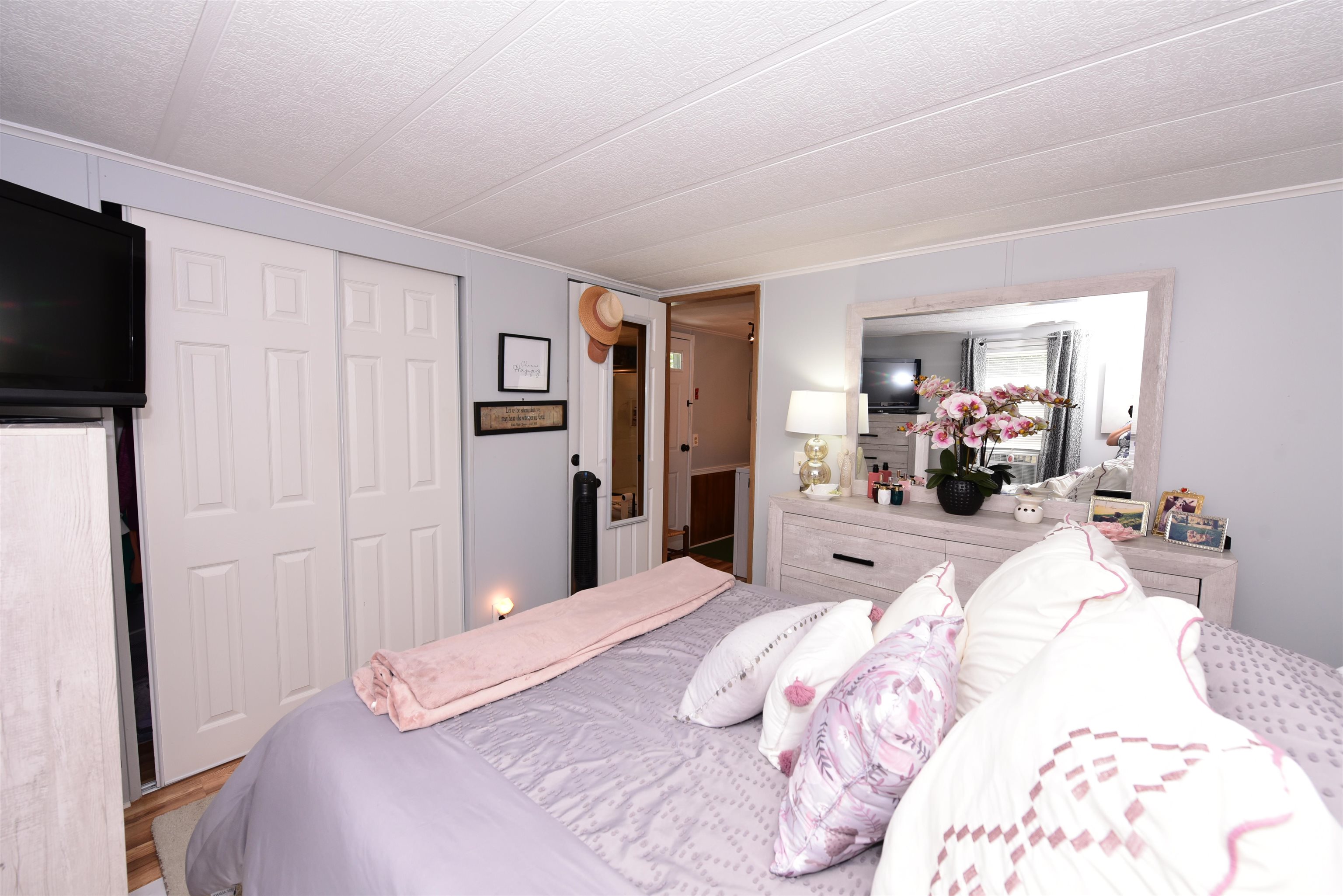 15 Loon Mountain Lane Property Photo 22