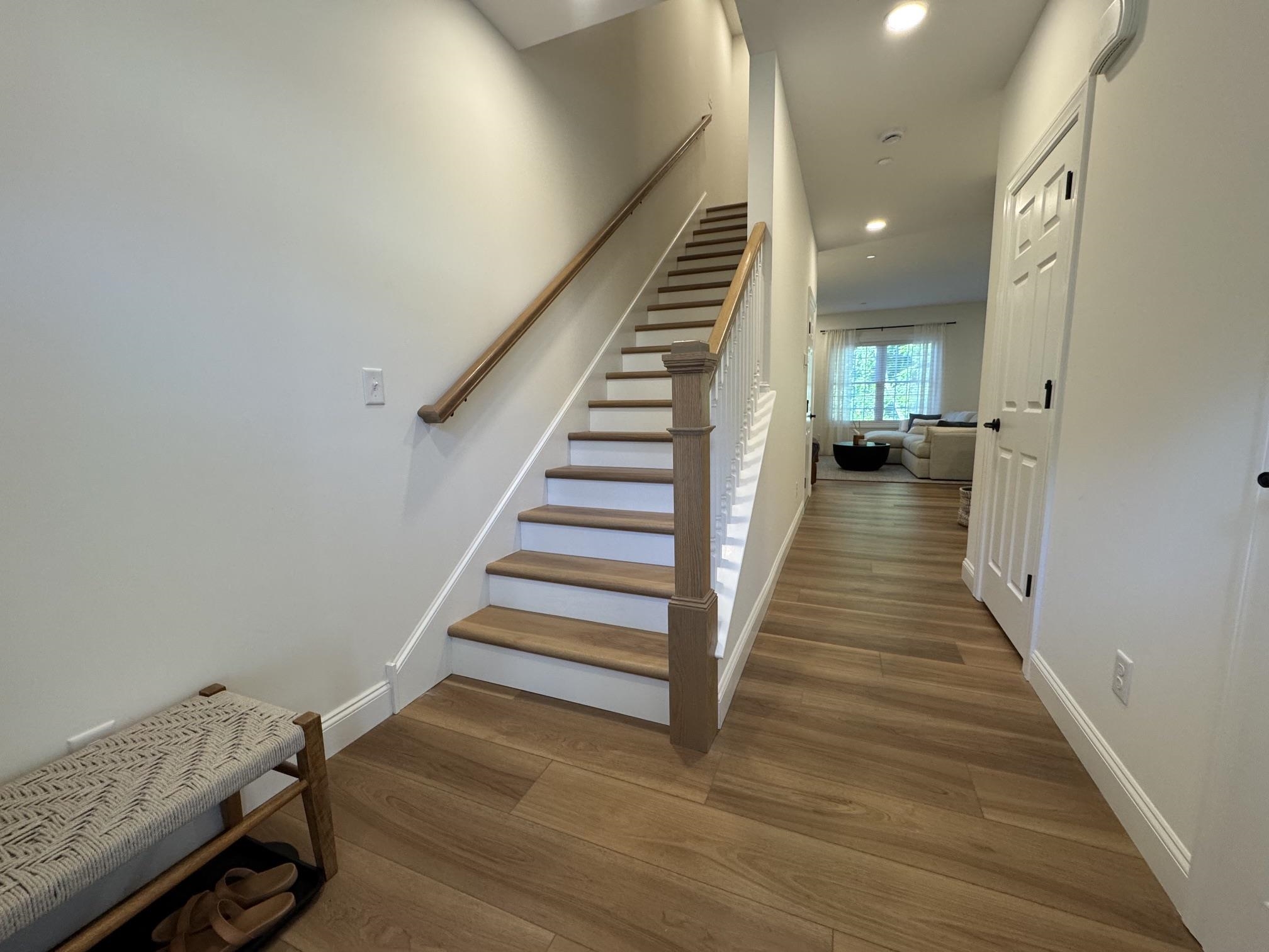 1b Dearborn Circle Property Photo 14