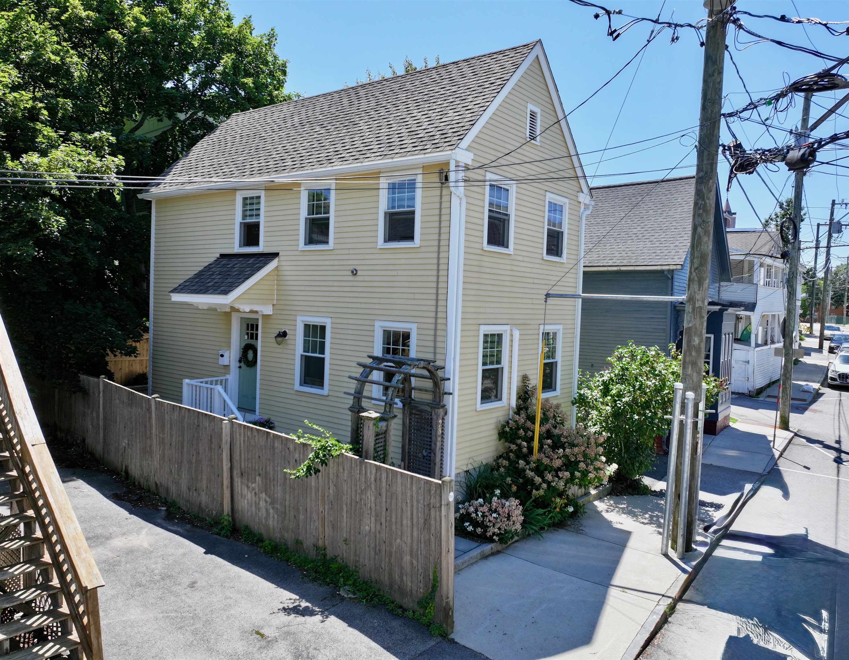 282 Hanover Street Property Photo 1