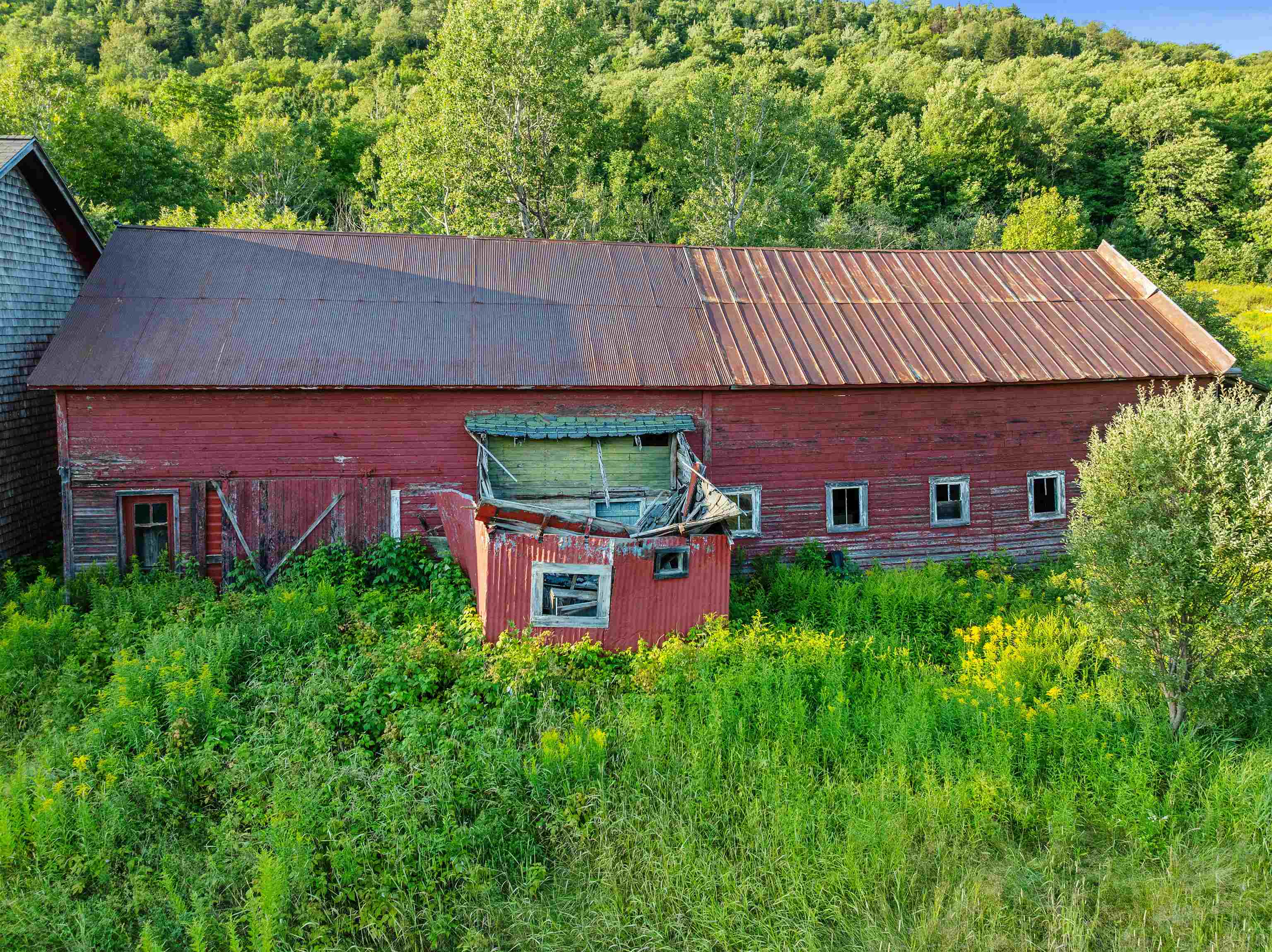 3763 Vt Route 114 Property Photo 2