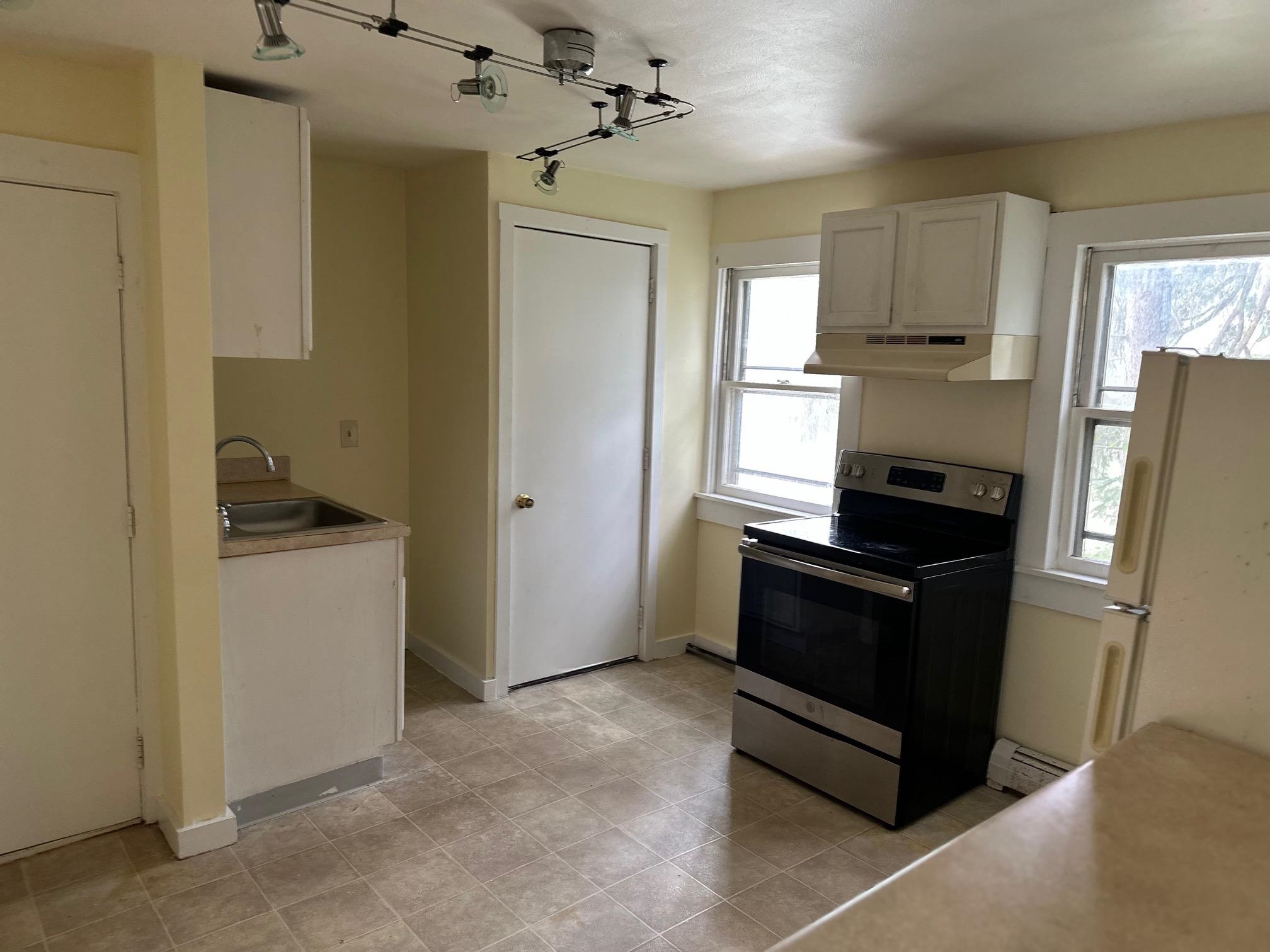 11 Chesterfield Road Property Photo 4