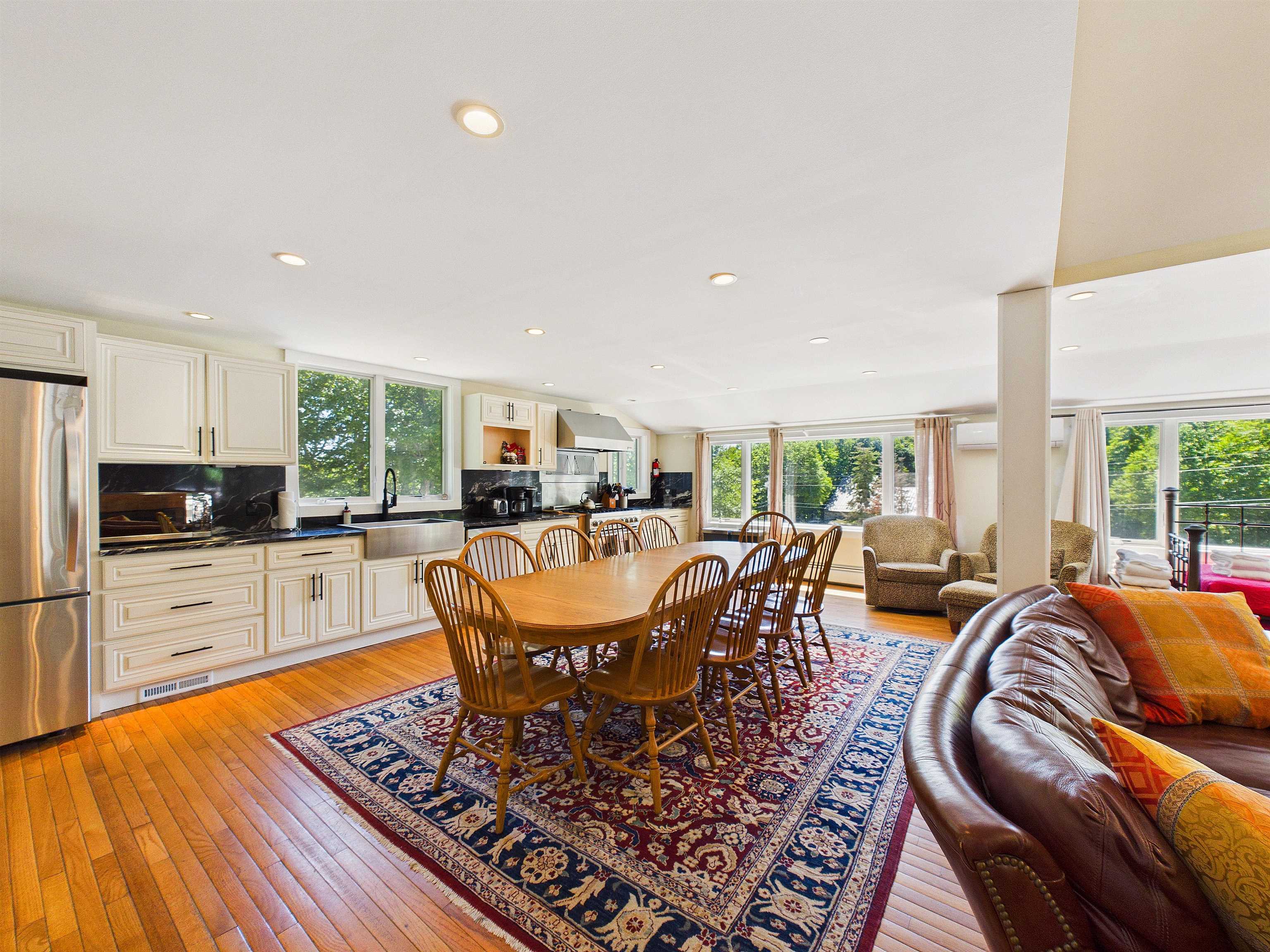 300 Trailside Drive Property Photo 8