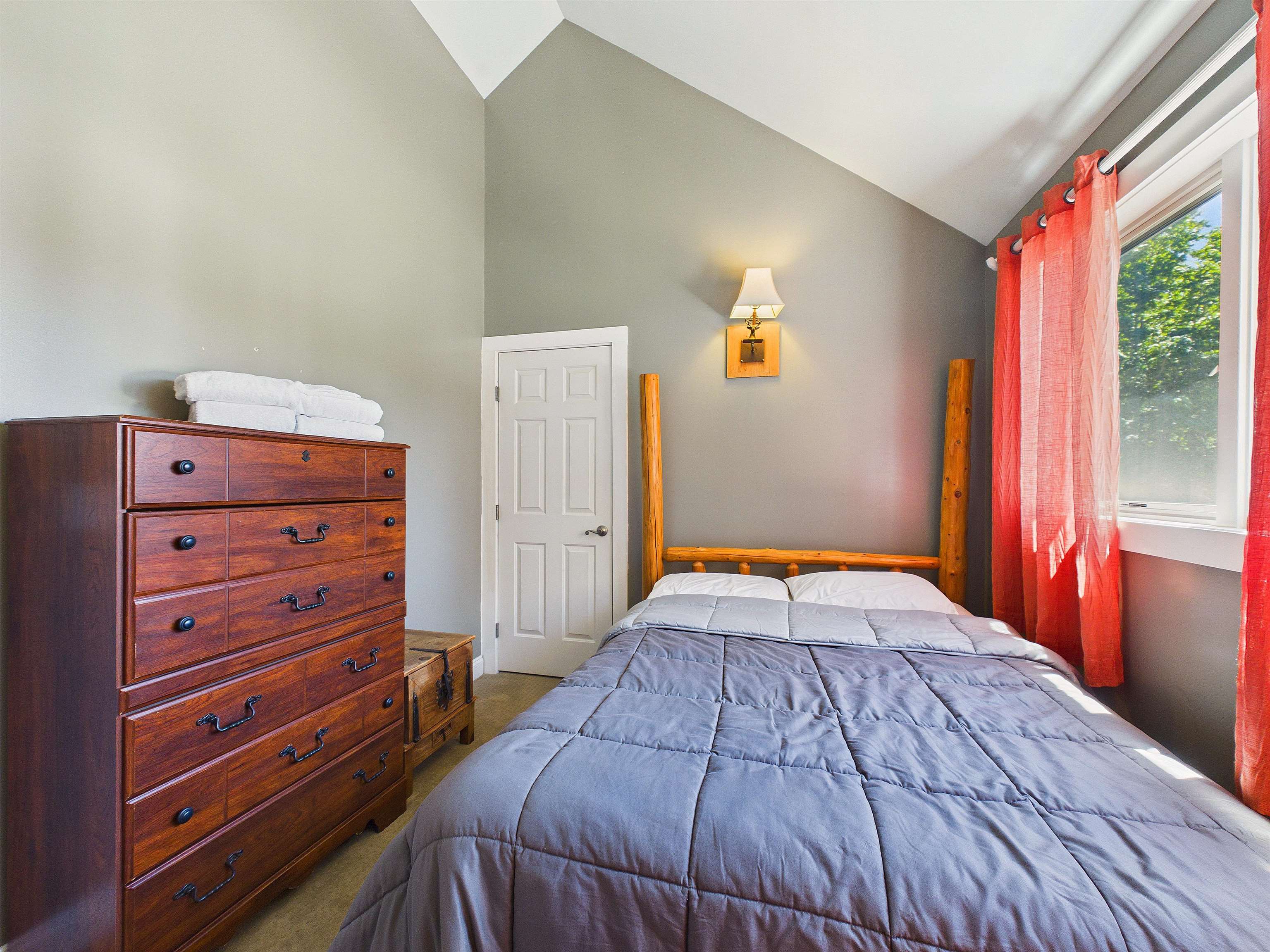 300 Trailside Drive Property Photo 35