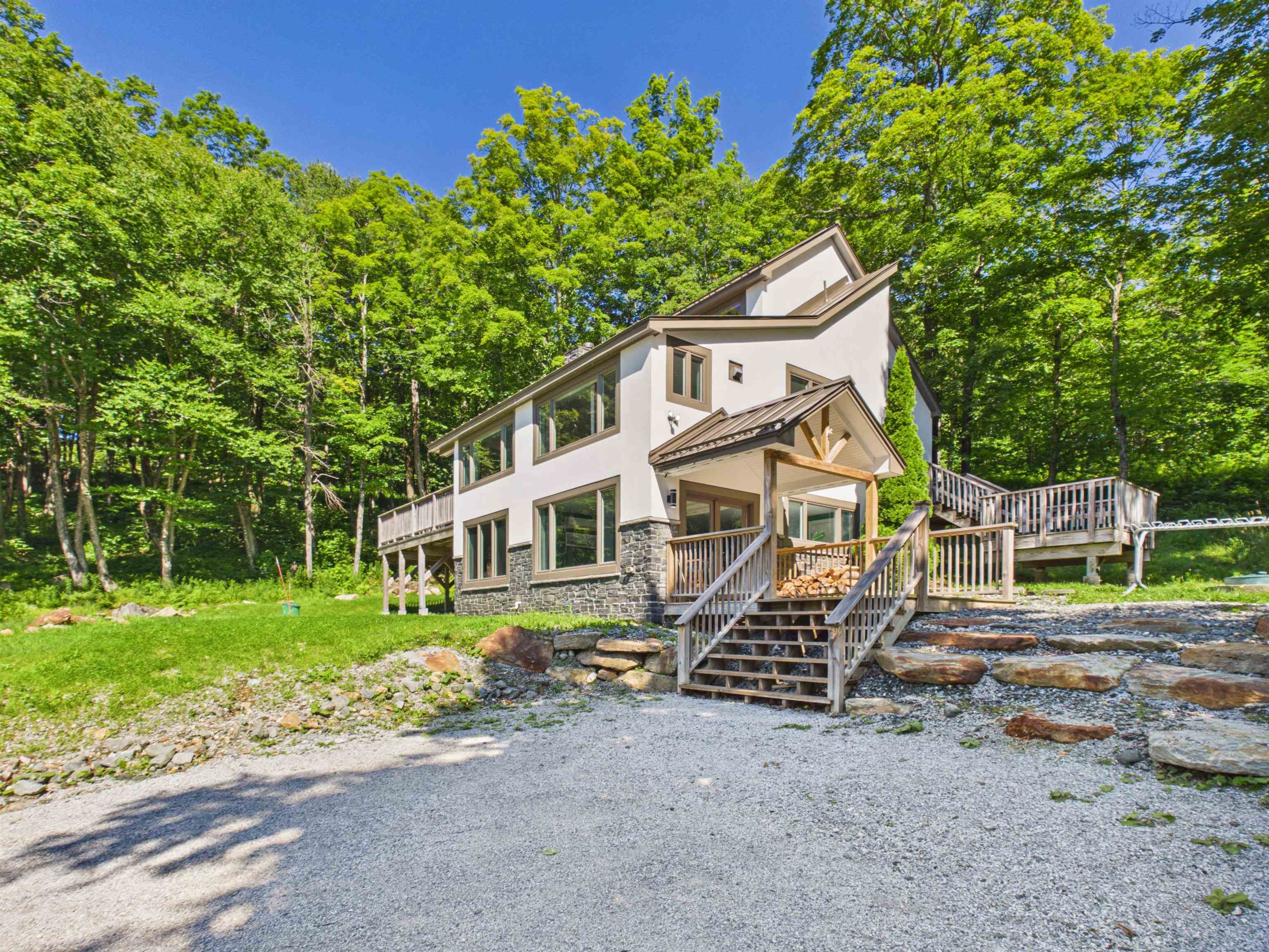 300 Trailside Drive Property Photo 43