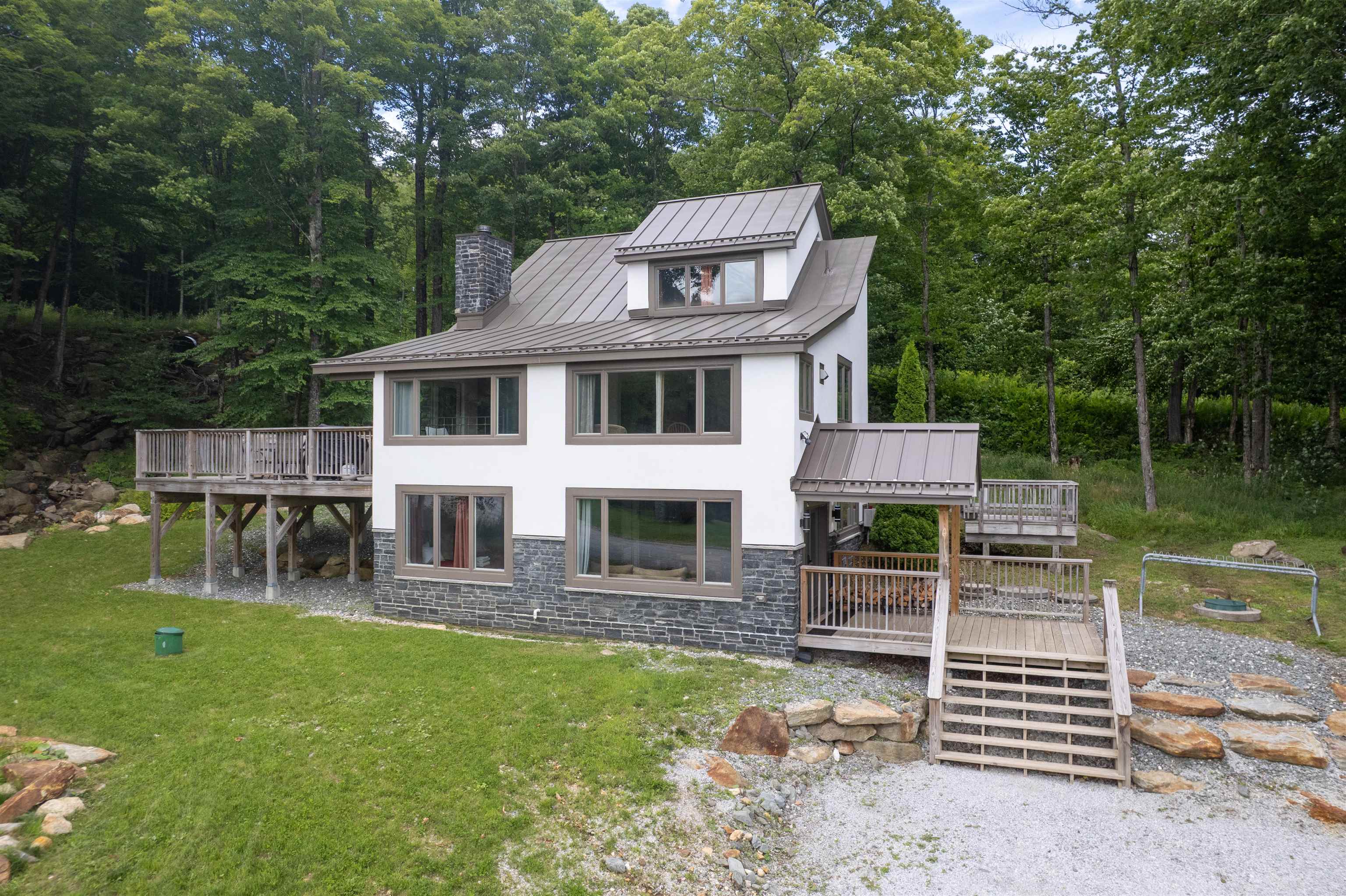 300 Trailside Drive Property Photo 48