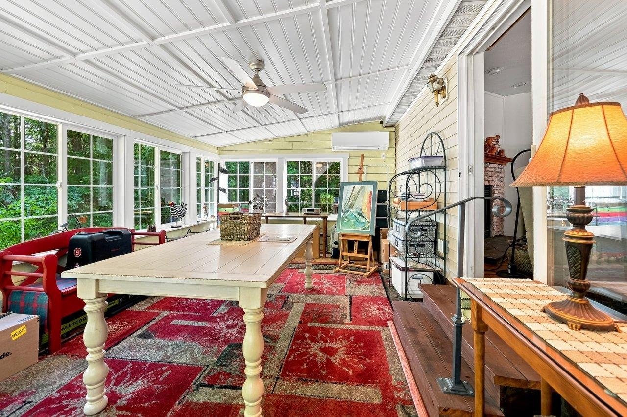 32 Hawaii Lane Property Photo 19