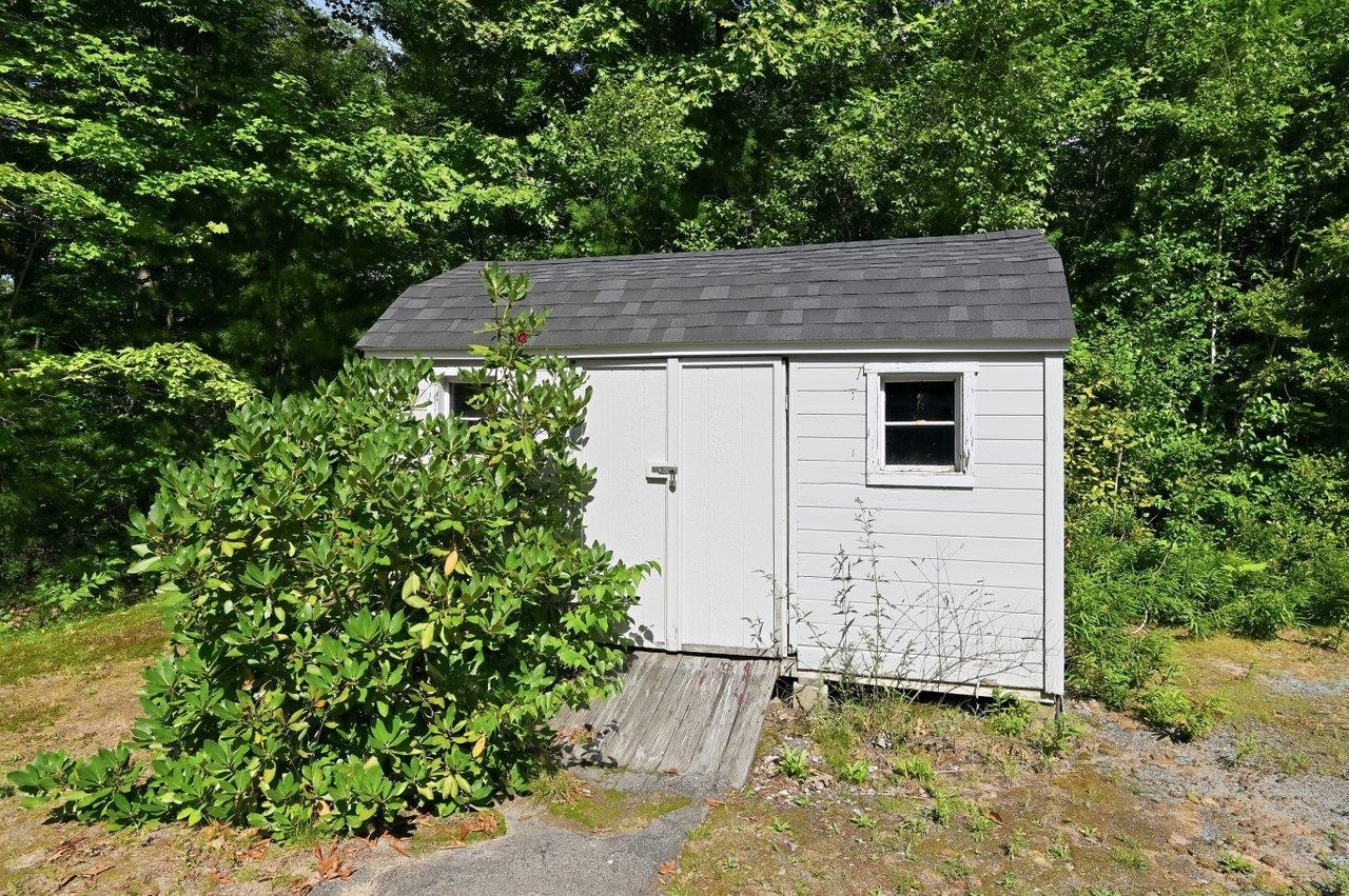 32 Hawaii Lane Property Photo 37