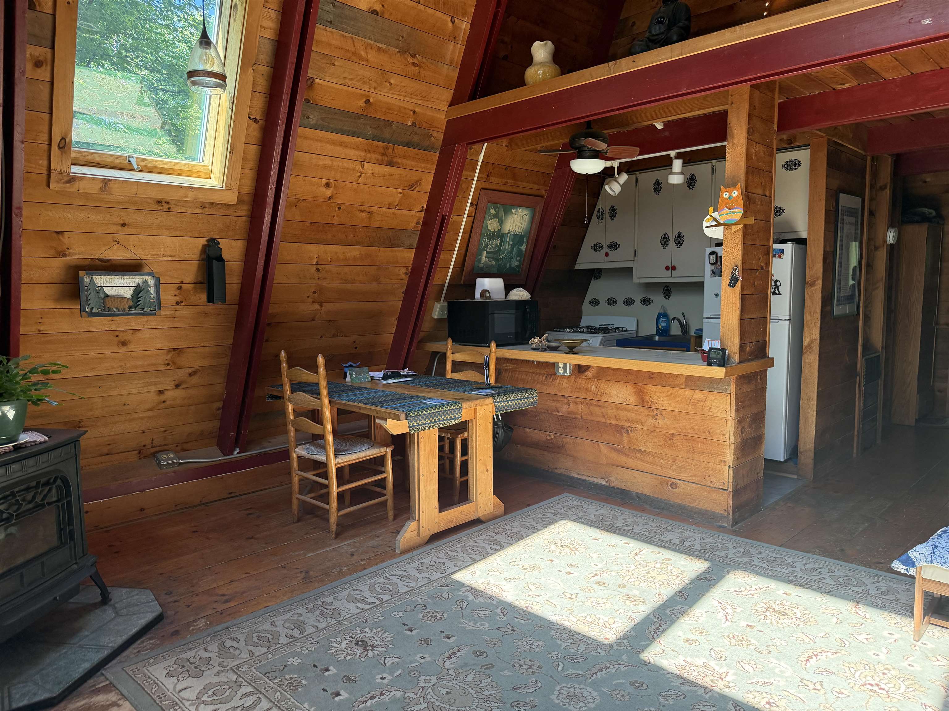 395 Valley Road Property Photo 4