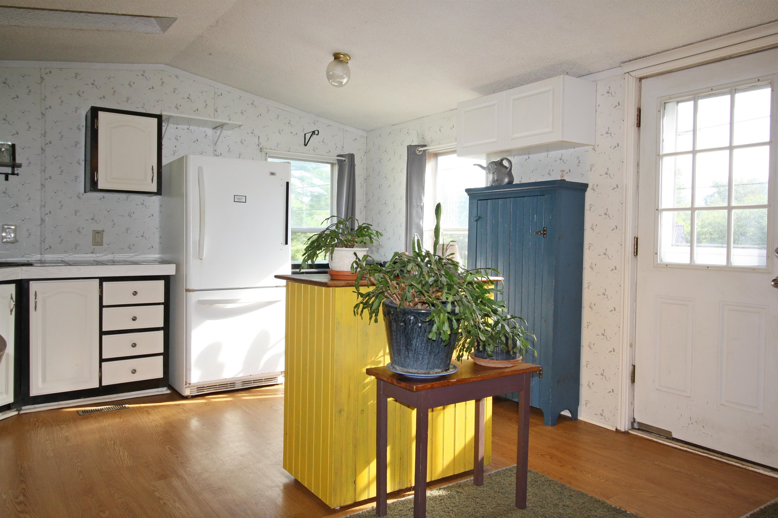 41 Maple Street Property Photo 9