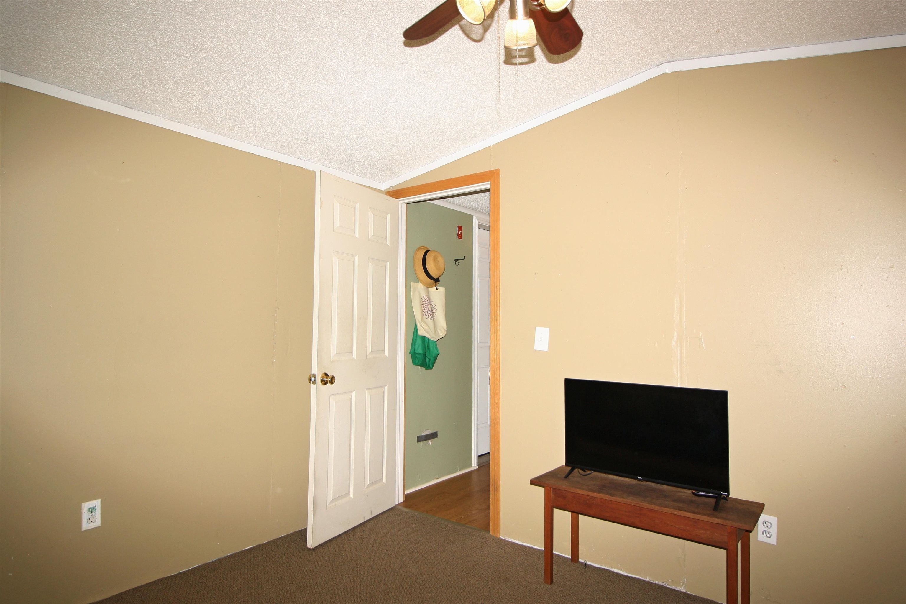 41 Maple Street Property Photo 15