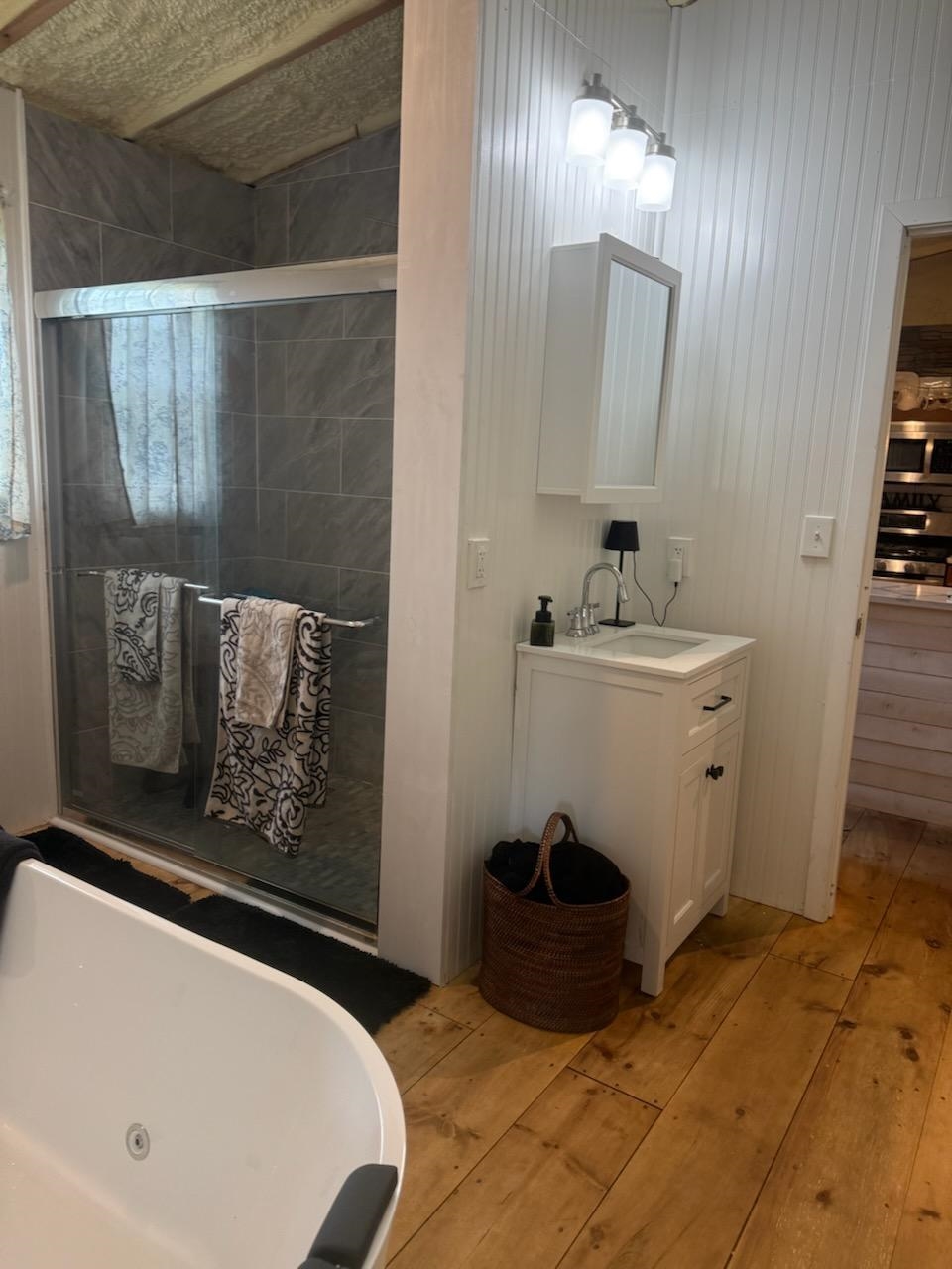 484 Vaughan Road Property Photo 22