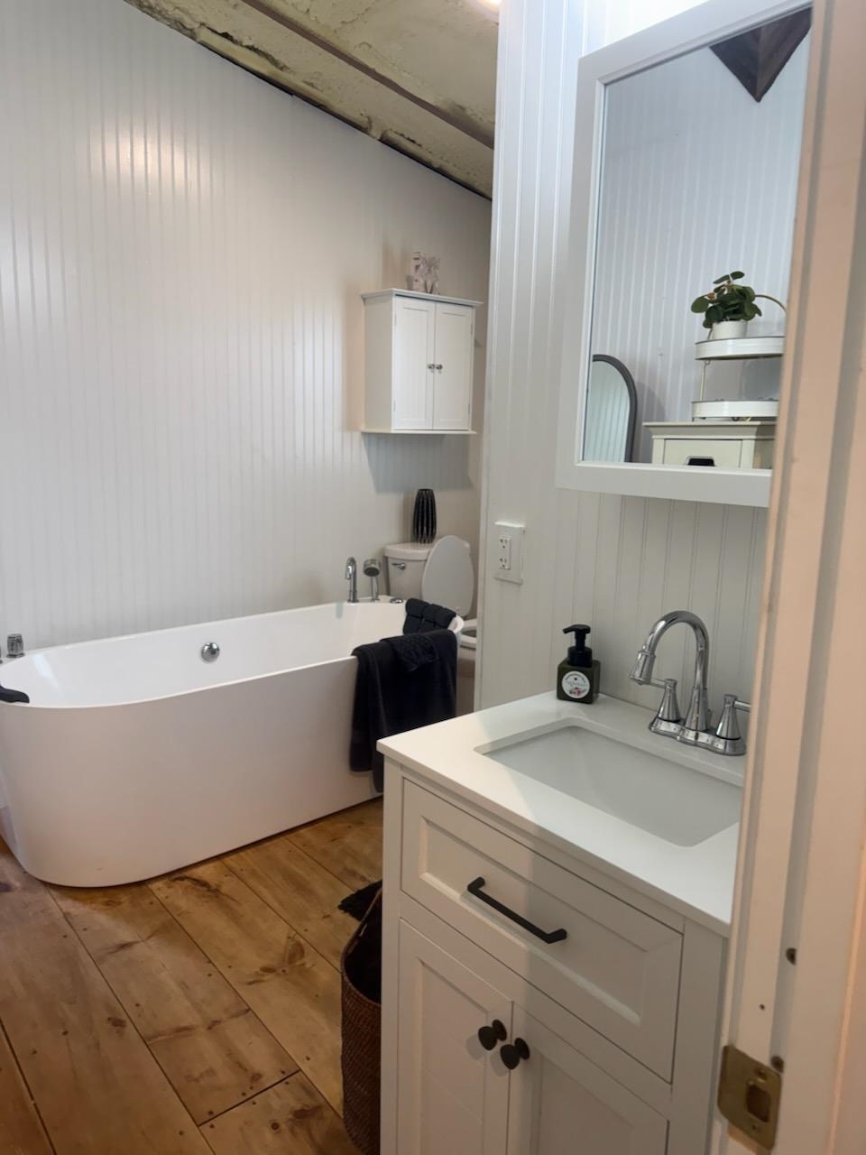 484 Vaughan Road Property Photo 23