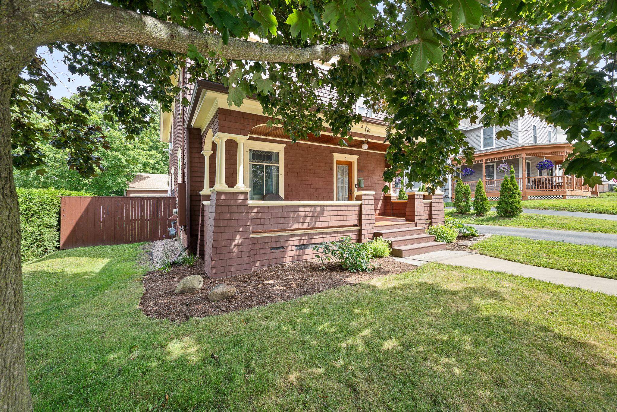 9 Brainerd Street Property Photo 3