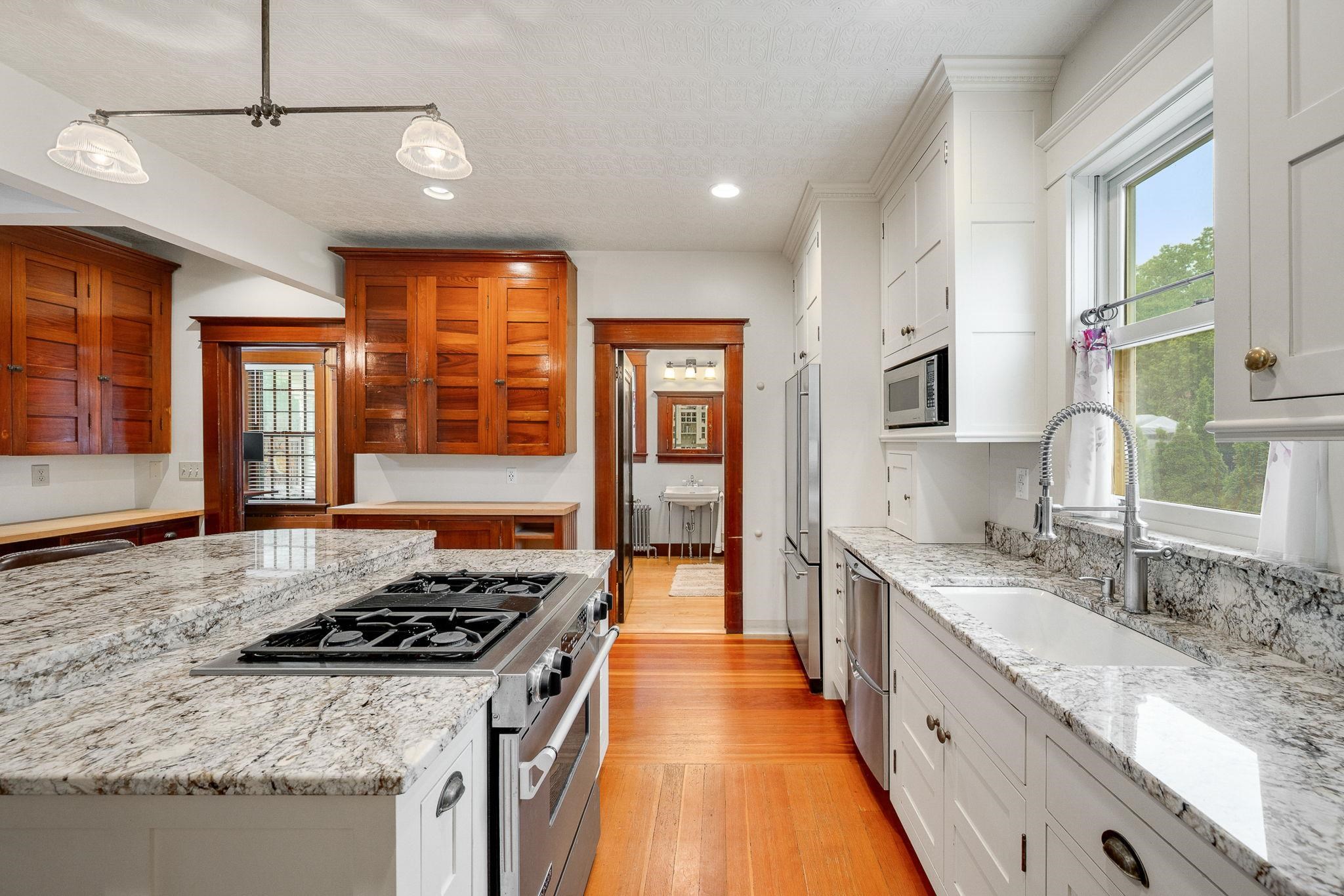 9 Brainerd Street Property Photo 23