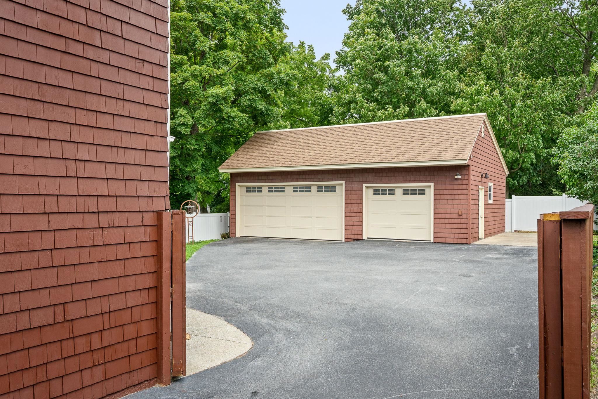 9 Brainerd Street Property Photo 46