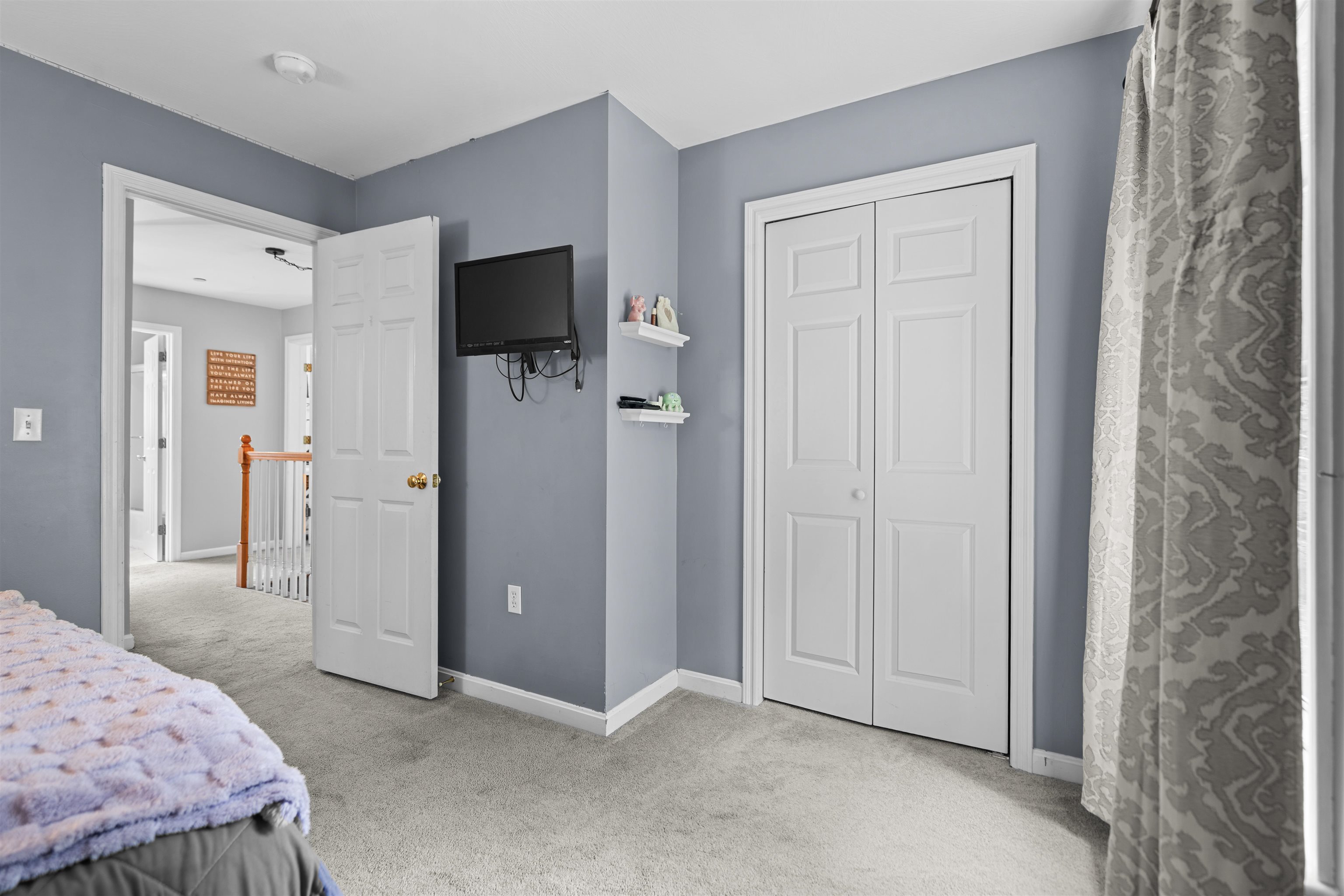 5 Folsom Drive Property Photo 20