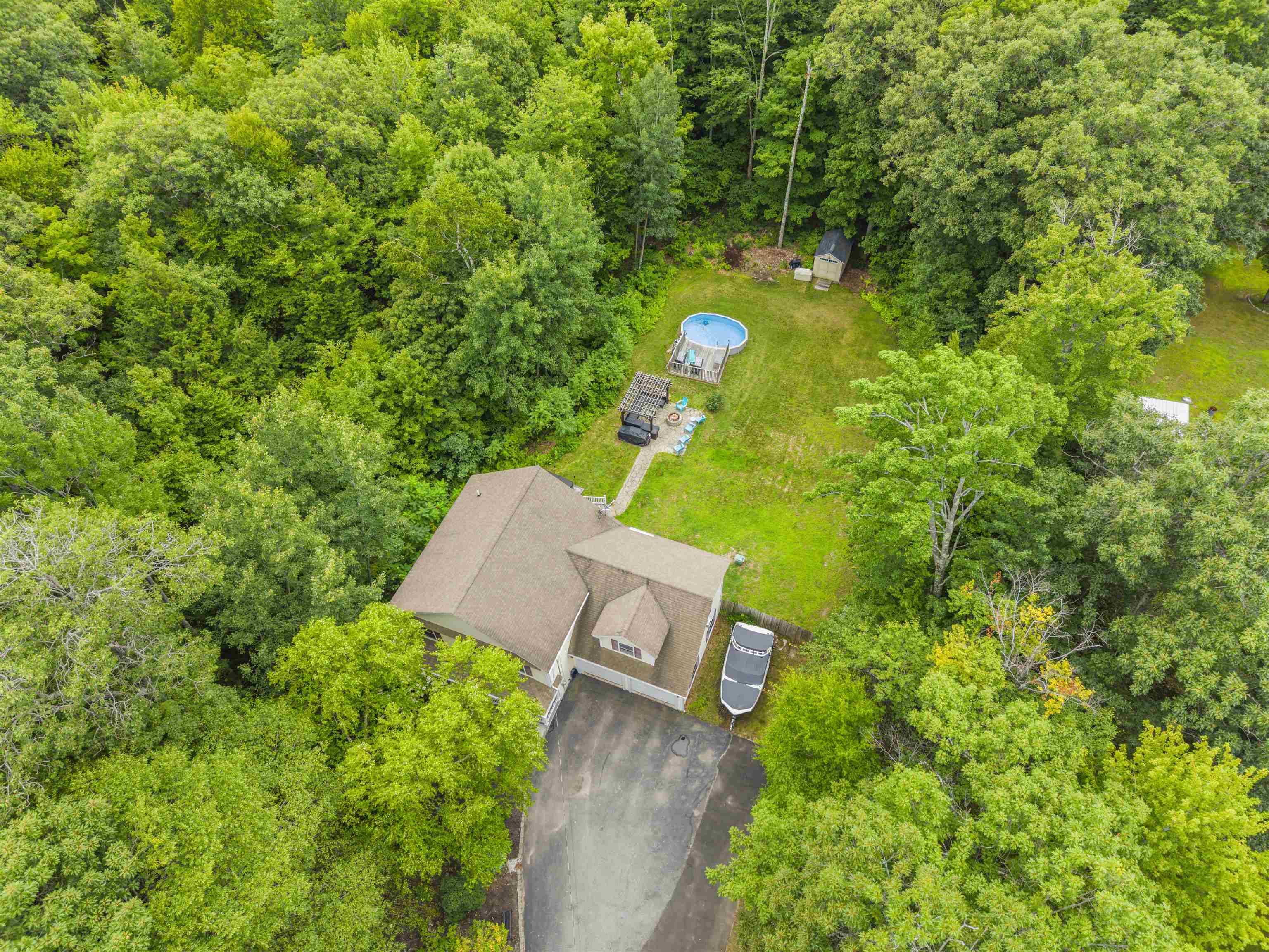 5 Folsom Drive Property Photo 35