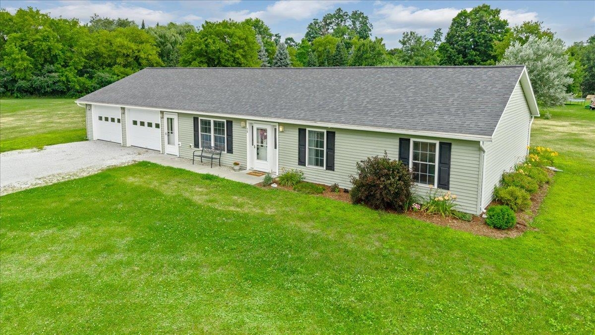 38 Boone Drive Property Photo 1