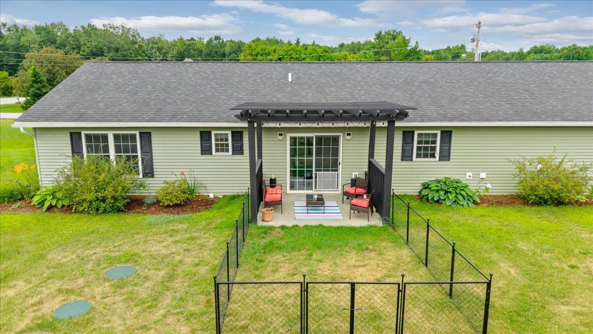 38 Boone Drive Property Photo 2