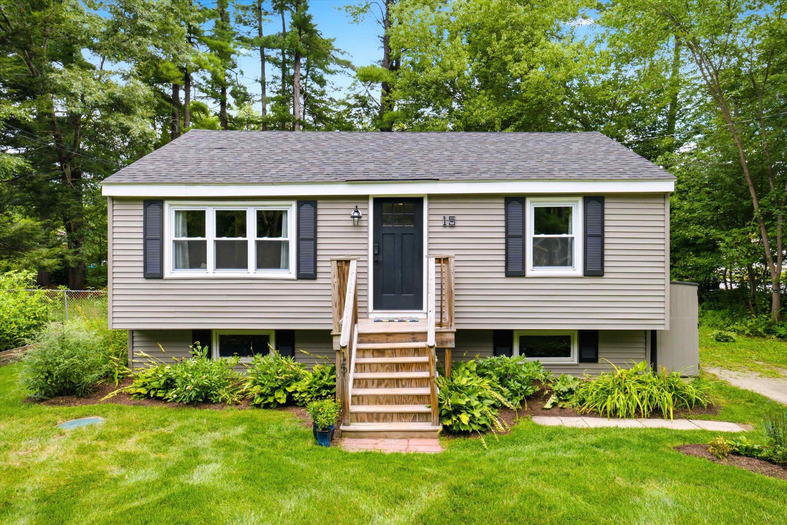 15 Andre Street Property Photo 6
