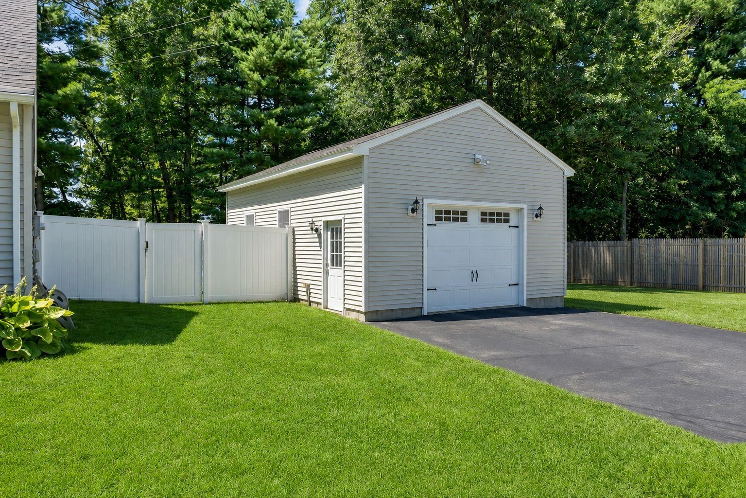 6 Putney Avenue Property Photo 14