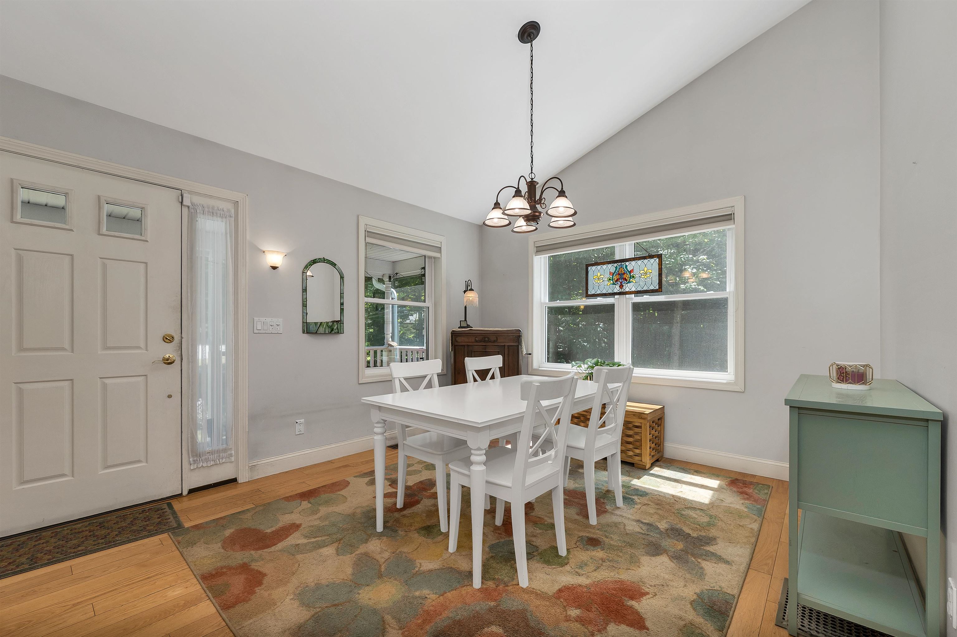 6 Putney Avenue Property Photo 22