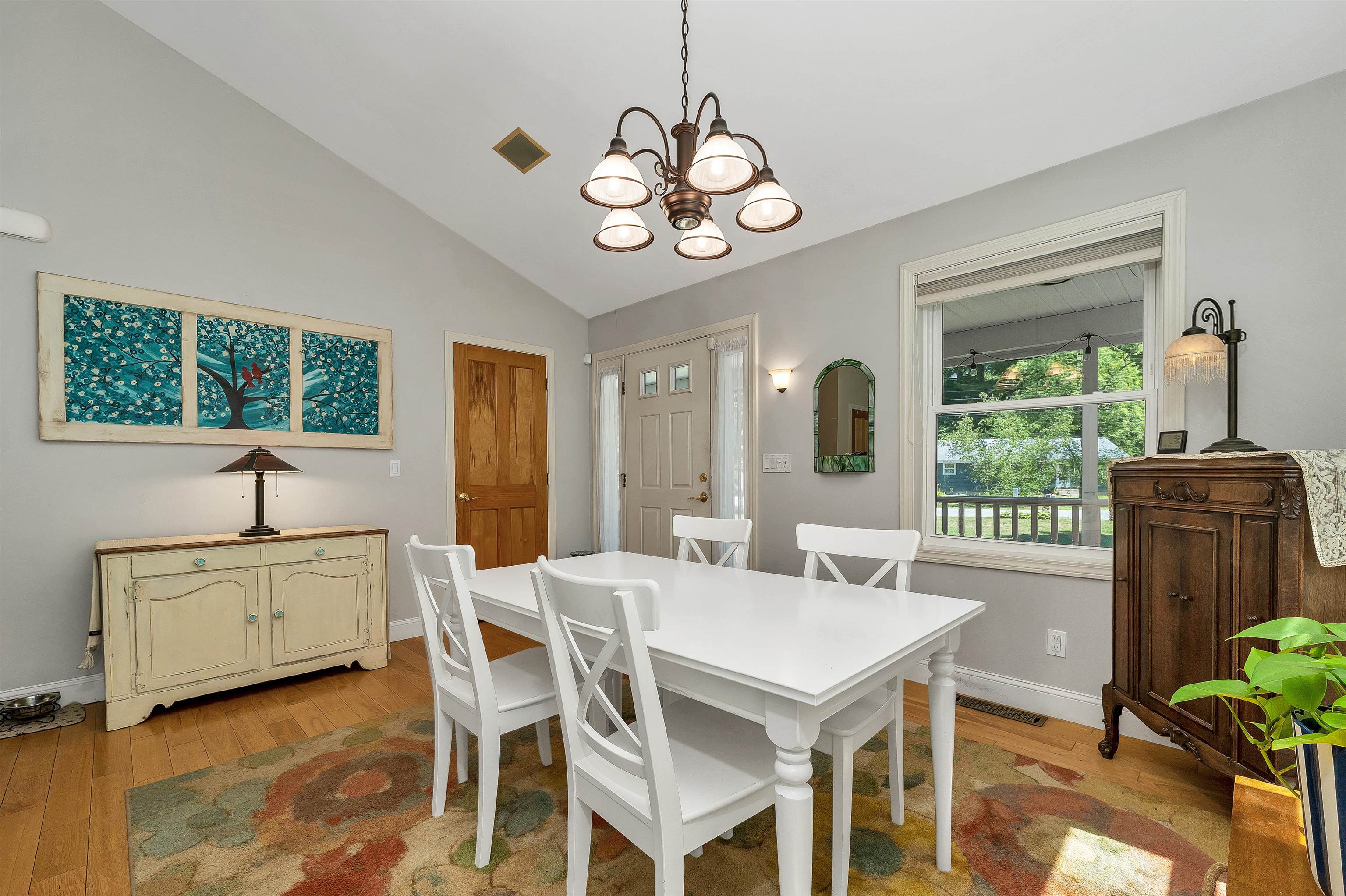 6 Putney Avenue Property Photo 25