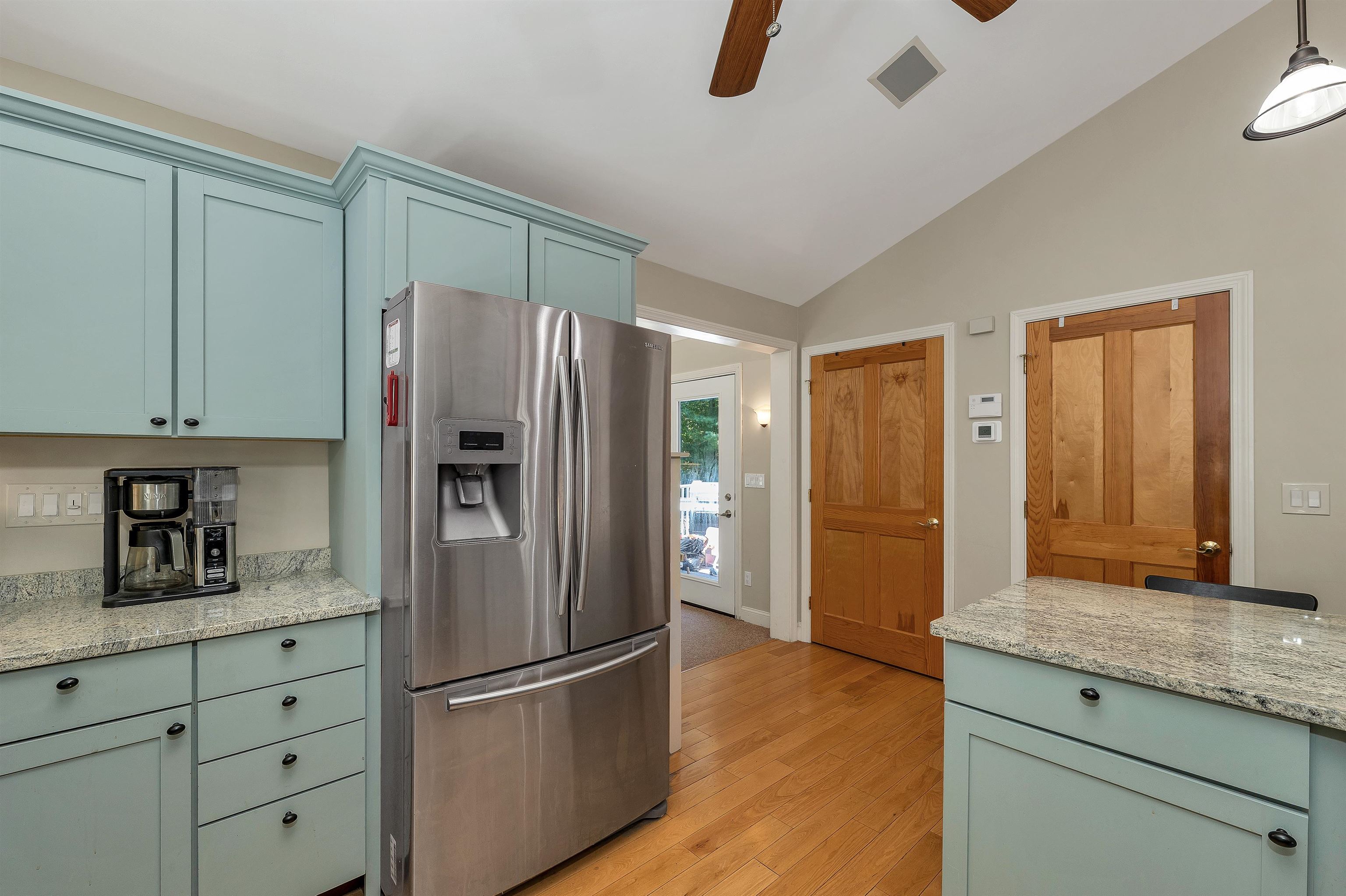 6 Putney Avenue Property Photo 29