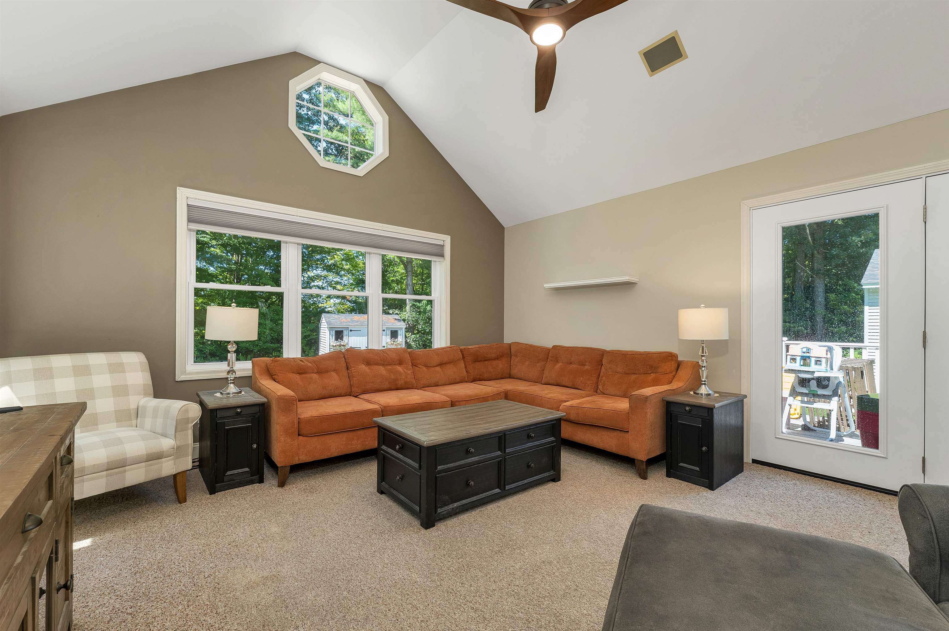 6 Putney Avenue Property Photo 33