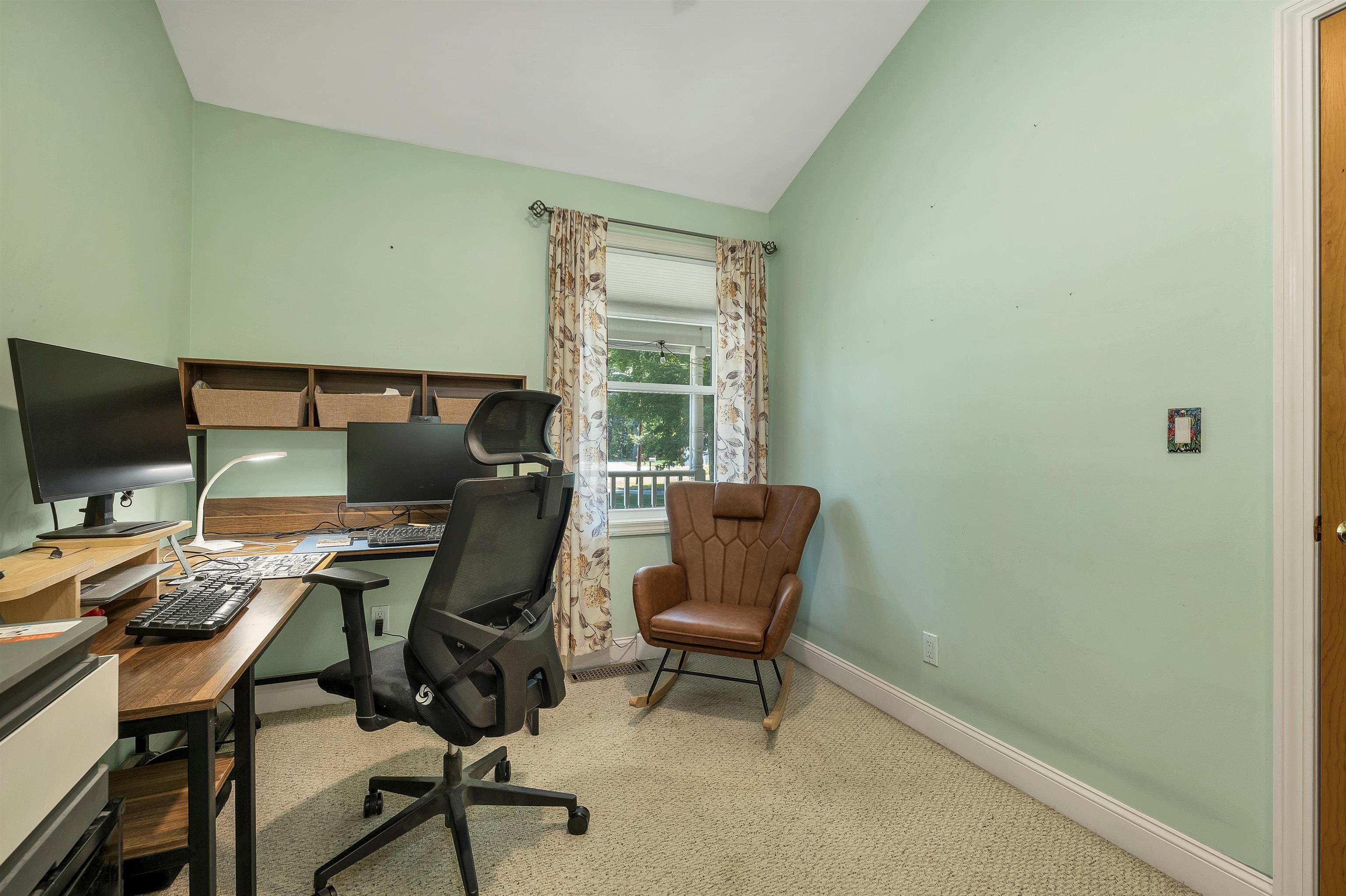 6 Putney Avenue Property Photo 37