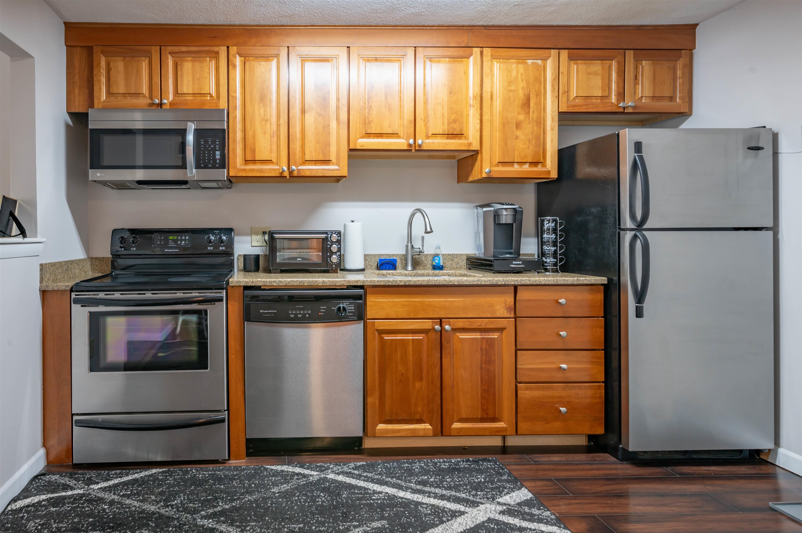 33 Andrew Street Property Photo 6