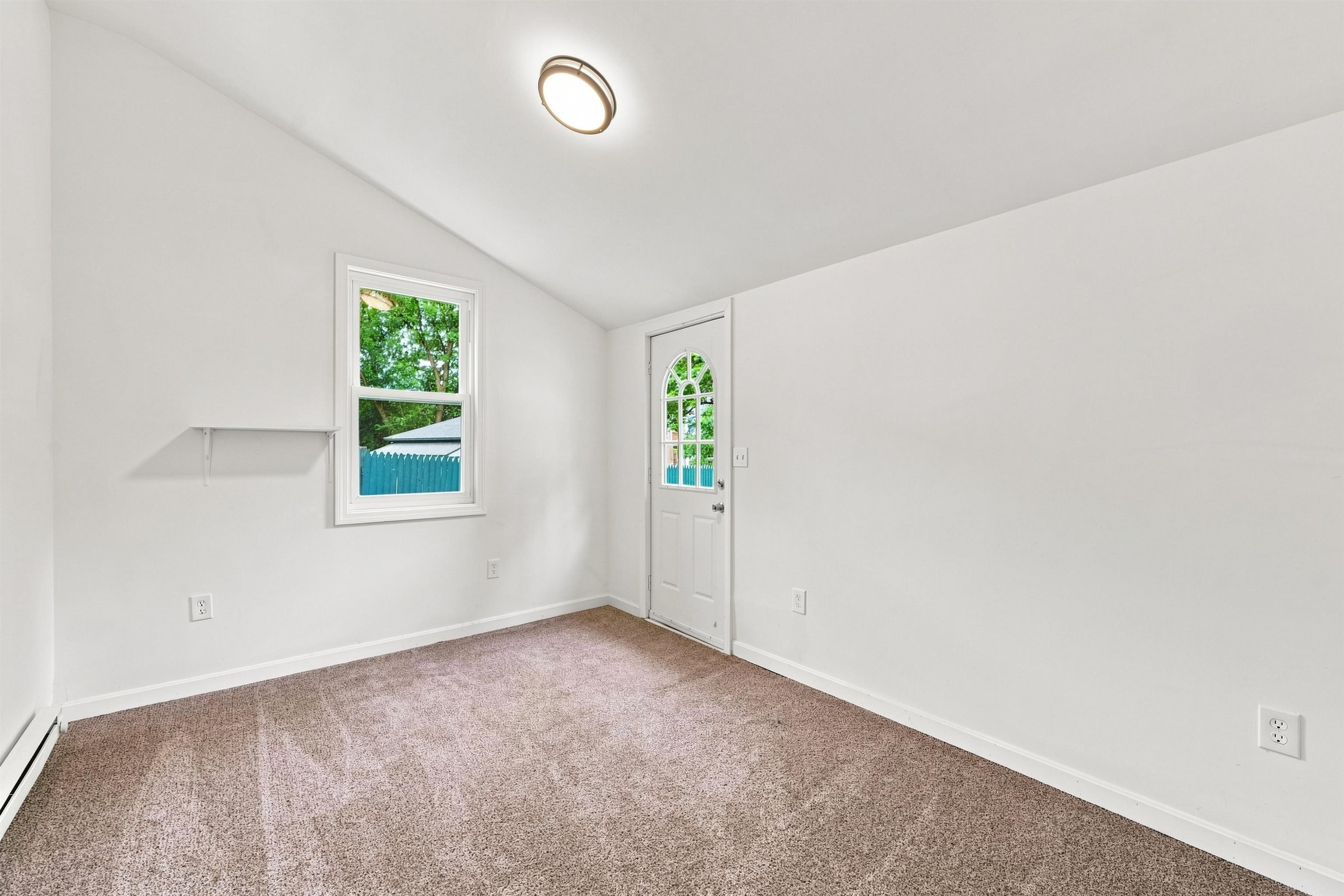 128 Marlboro Street Property Photo 14