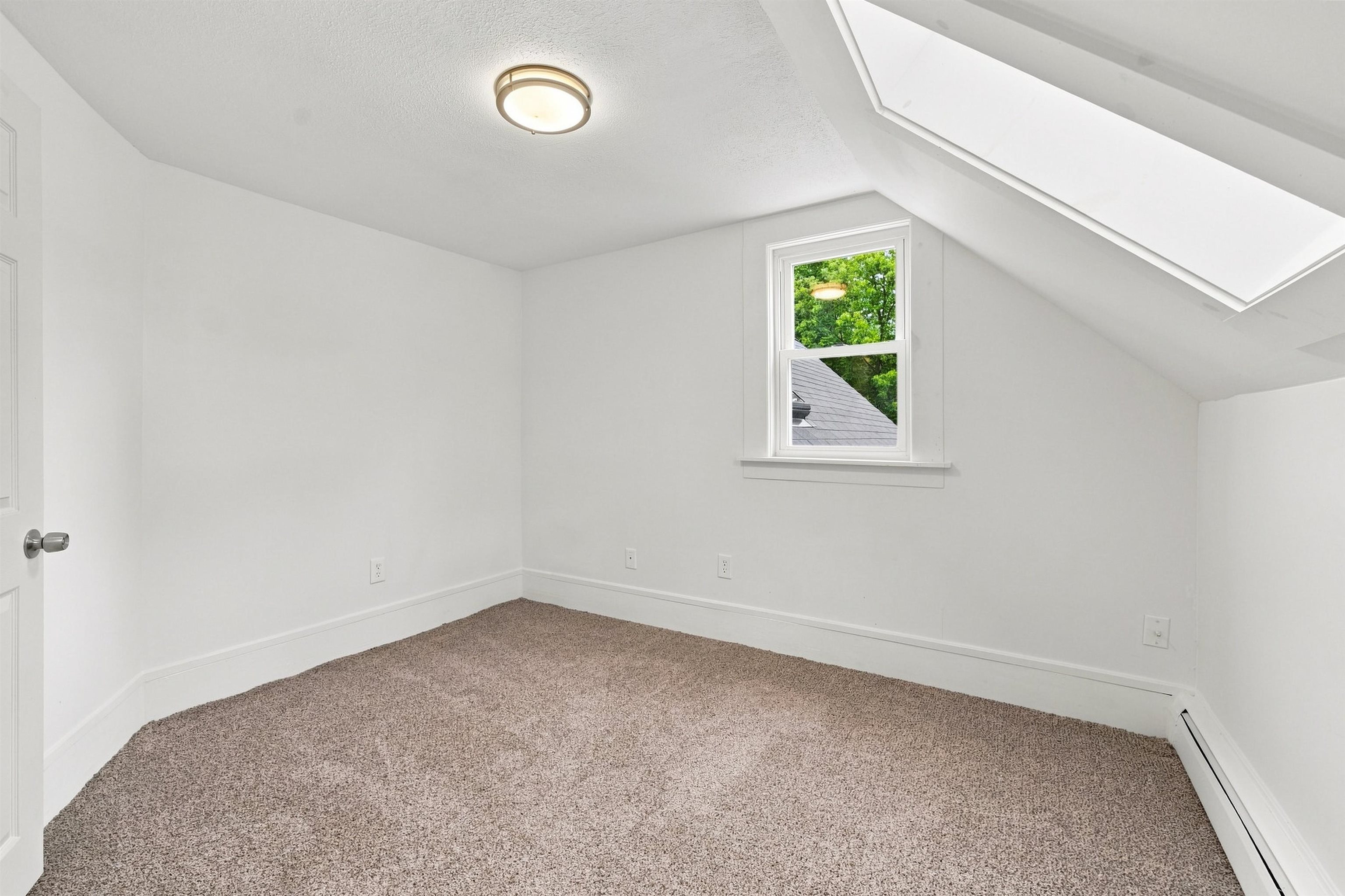 128 Marlboro Street Property Photo 28
