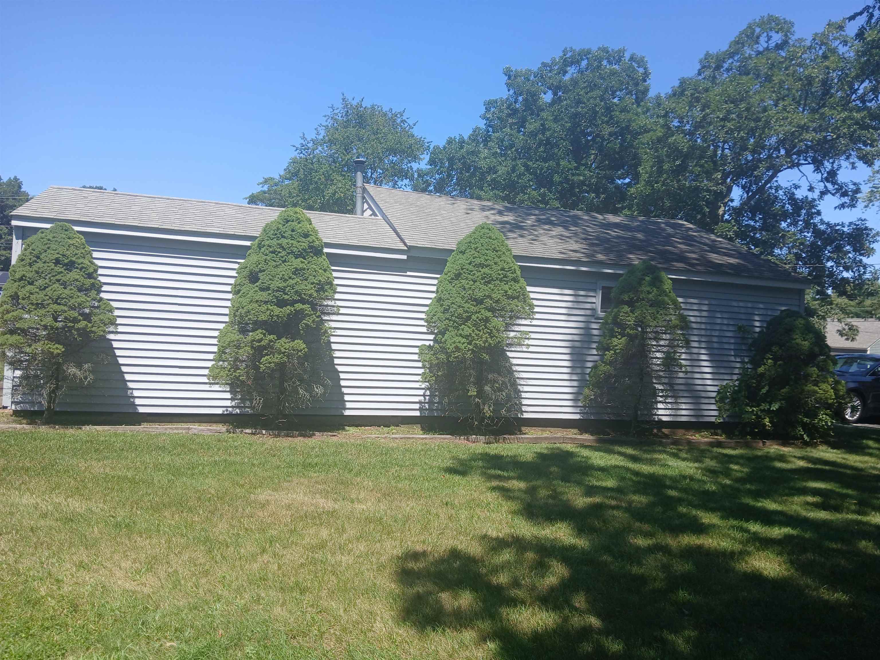 33 General Pulaski Drive Property Photo 3