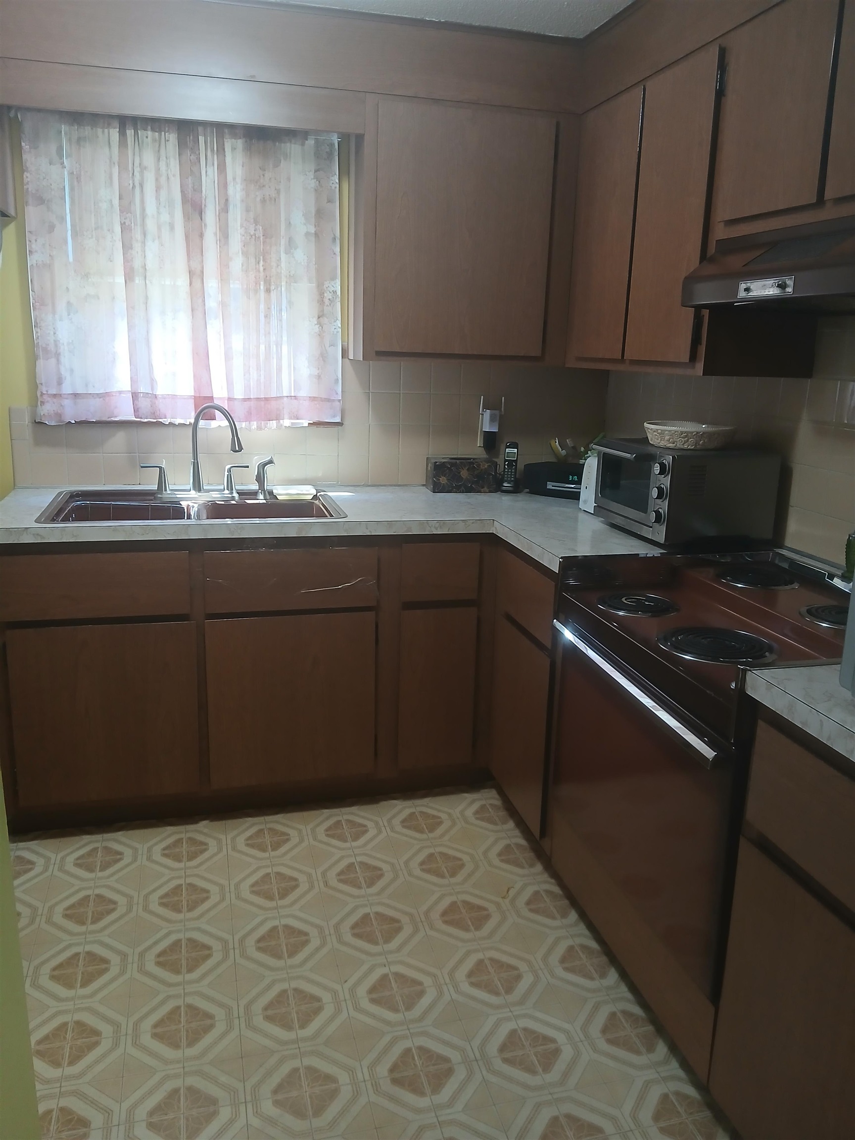 33 General Pulaski Drive Property Photo 12