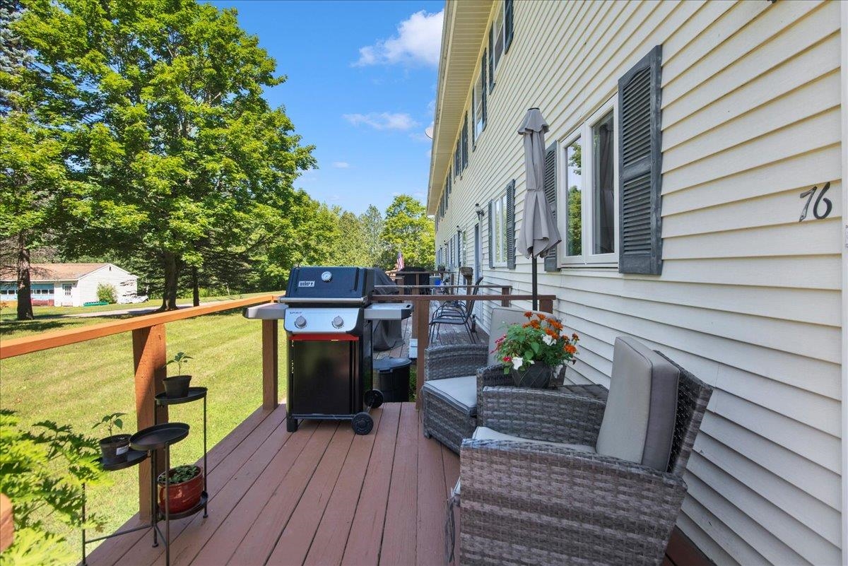 76 Shirley Circle Property Photo 10