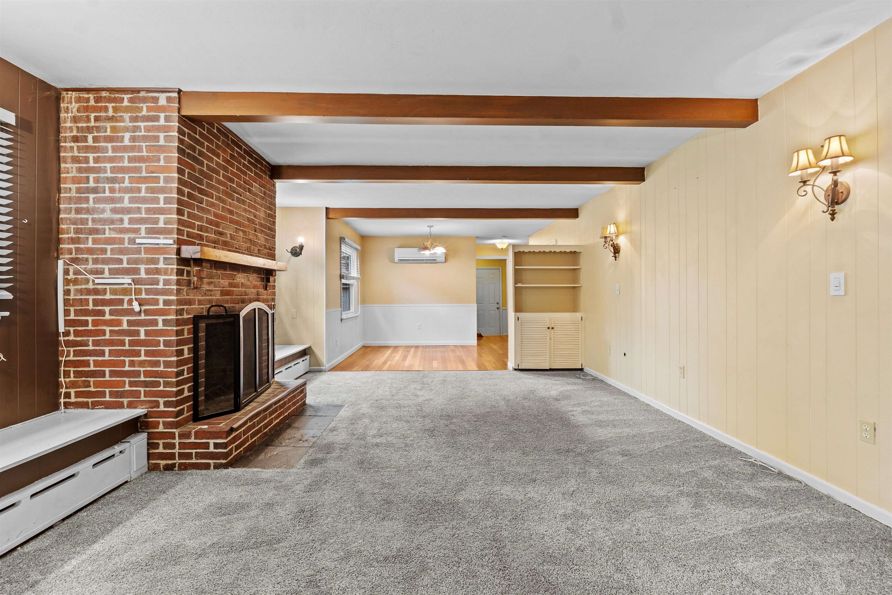 26 Lois Street Property Photo 6