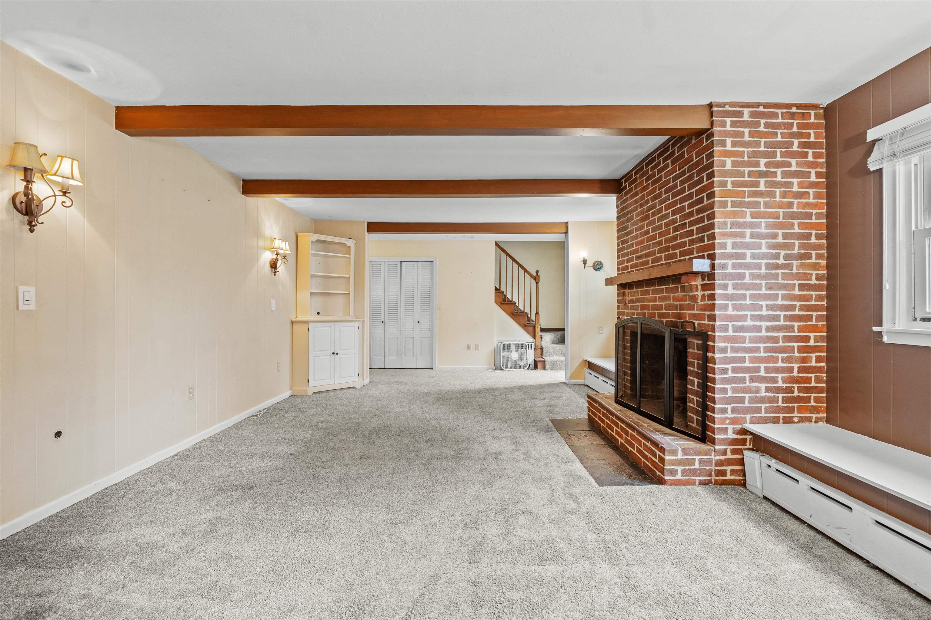 26 Lois Street Property Photo 7