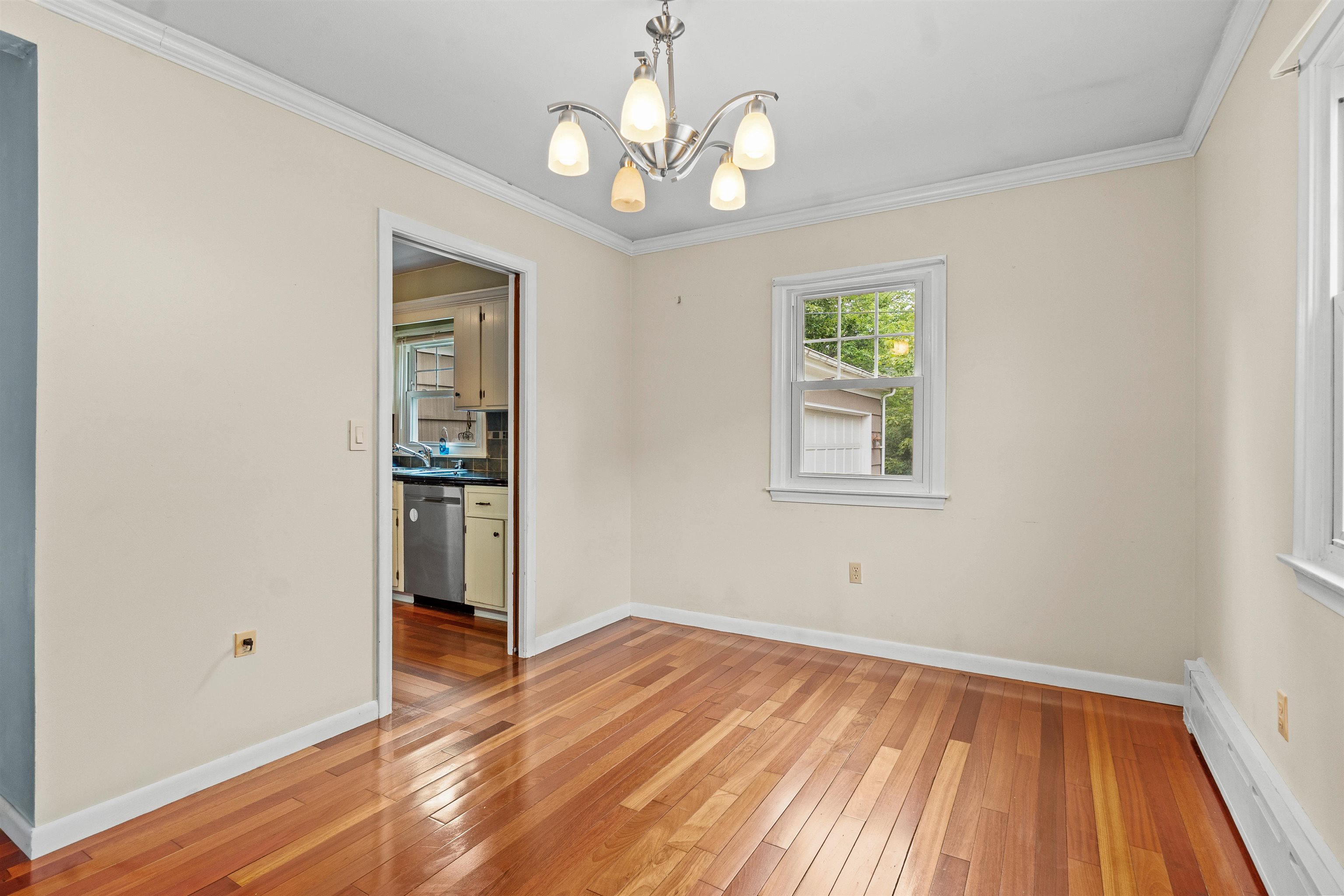 26 Lois Street Property Photo 12