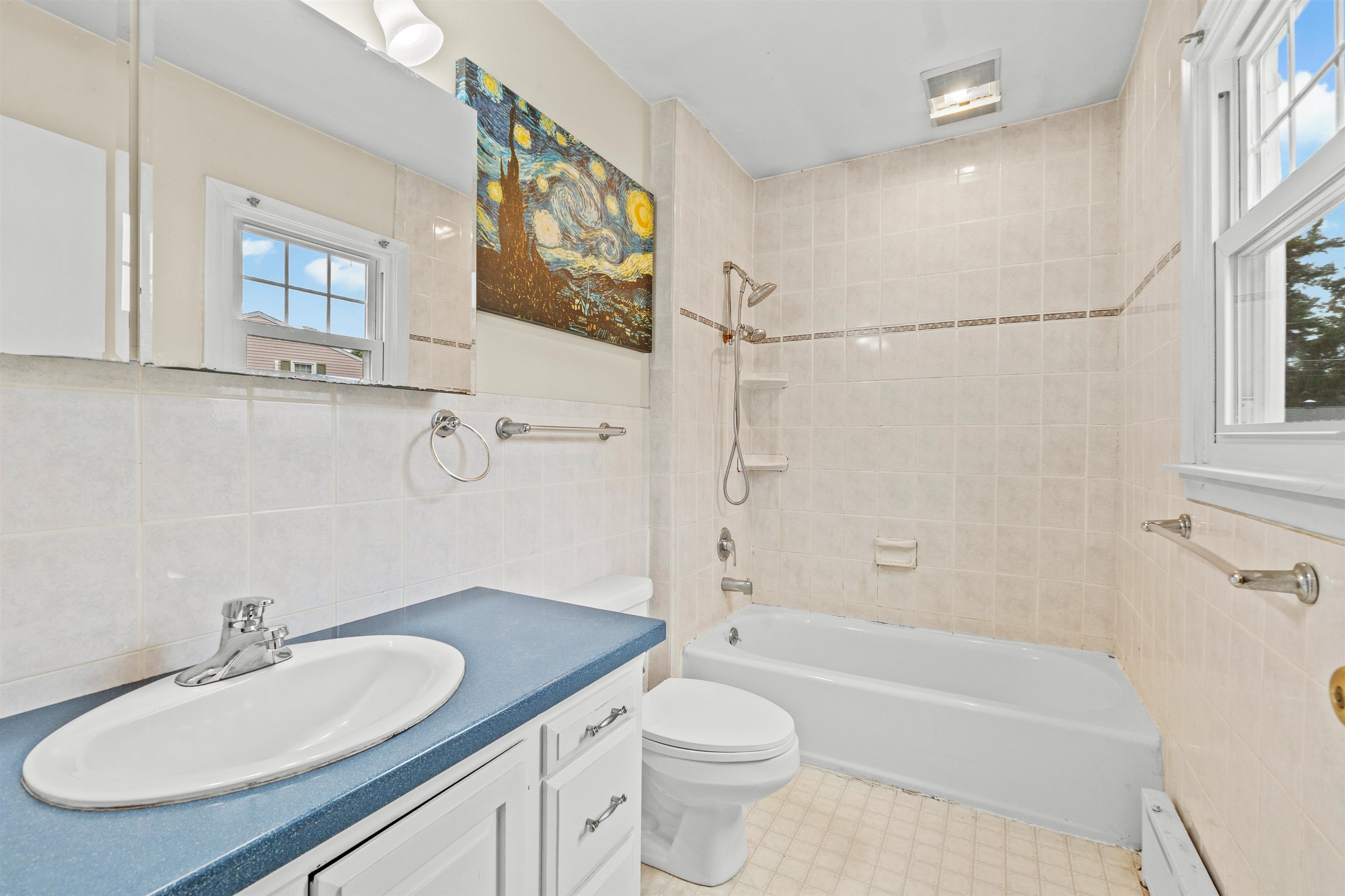 26 Lois Street Property Photo 18