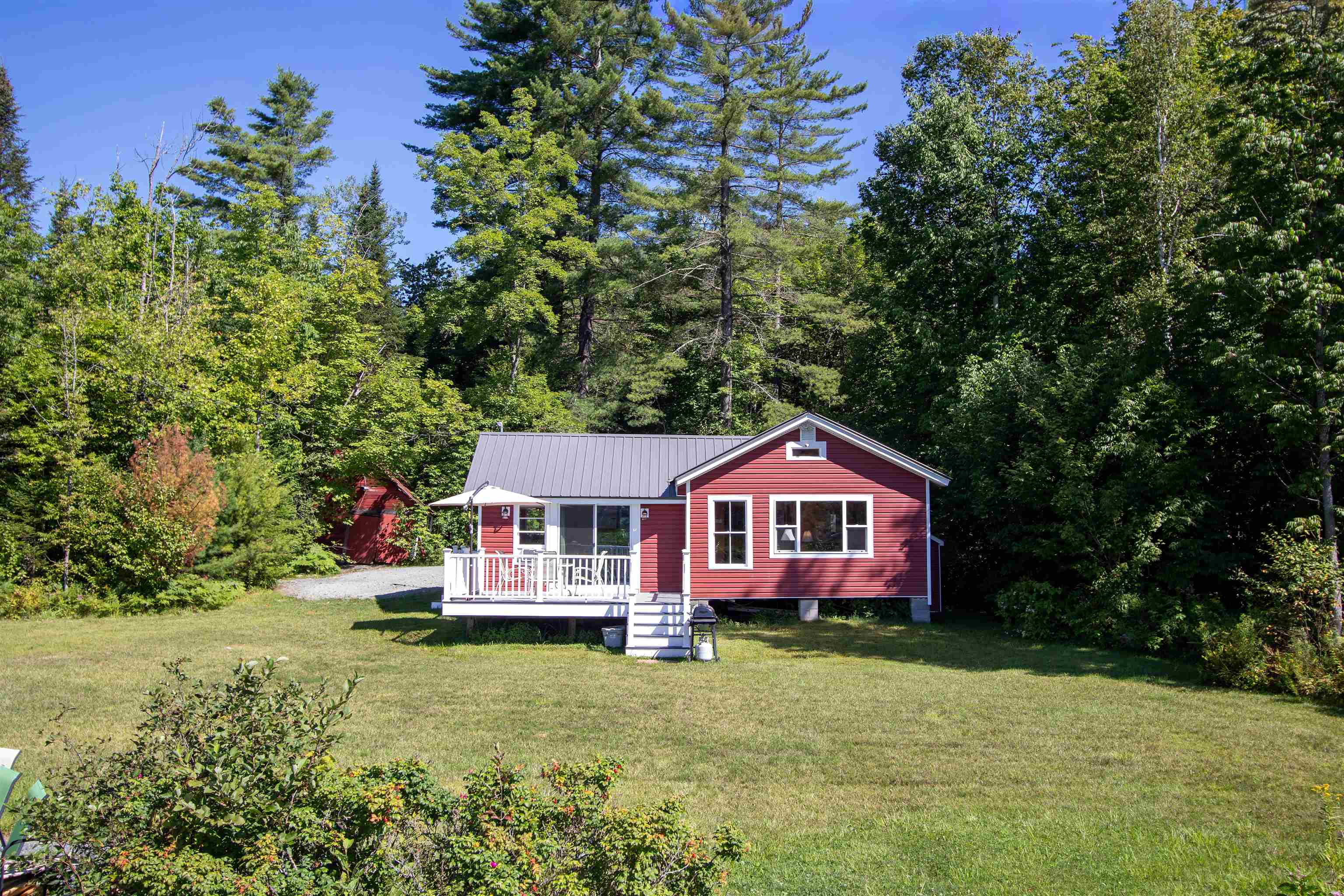 98 100 Nanas Lane Property Photo 36