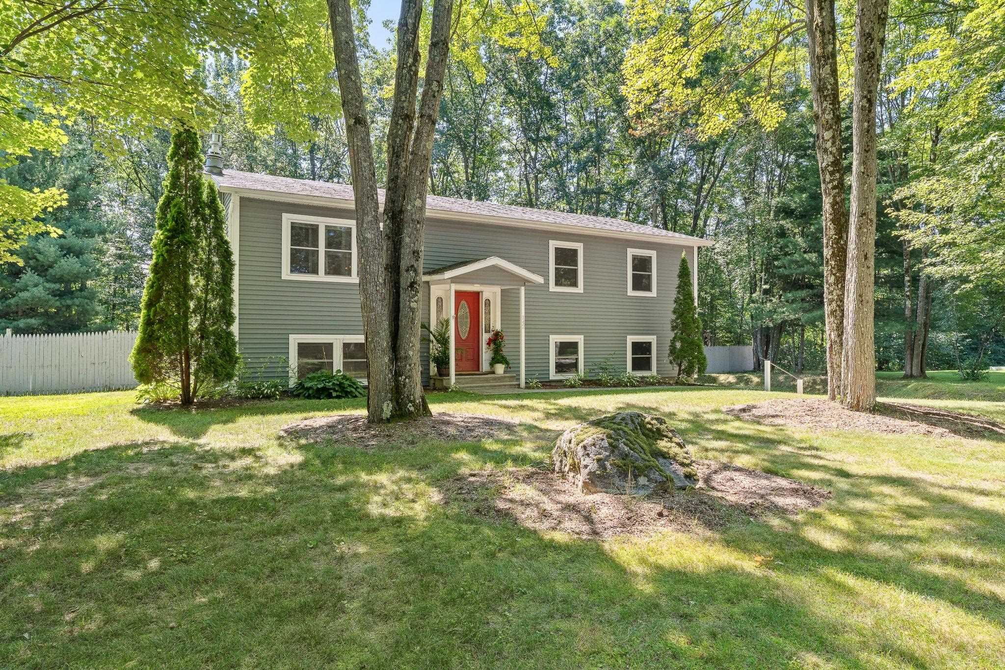 142 Oak Circle
