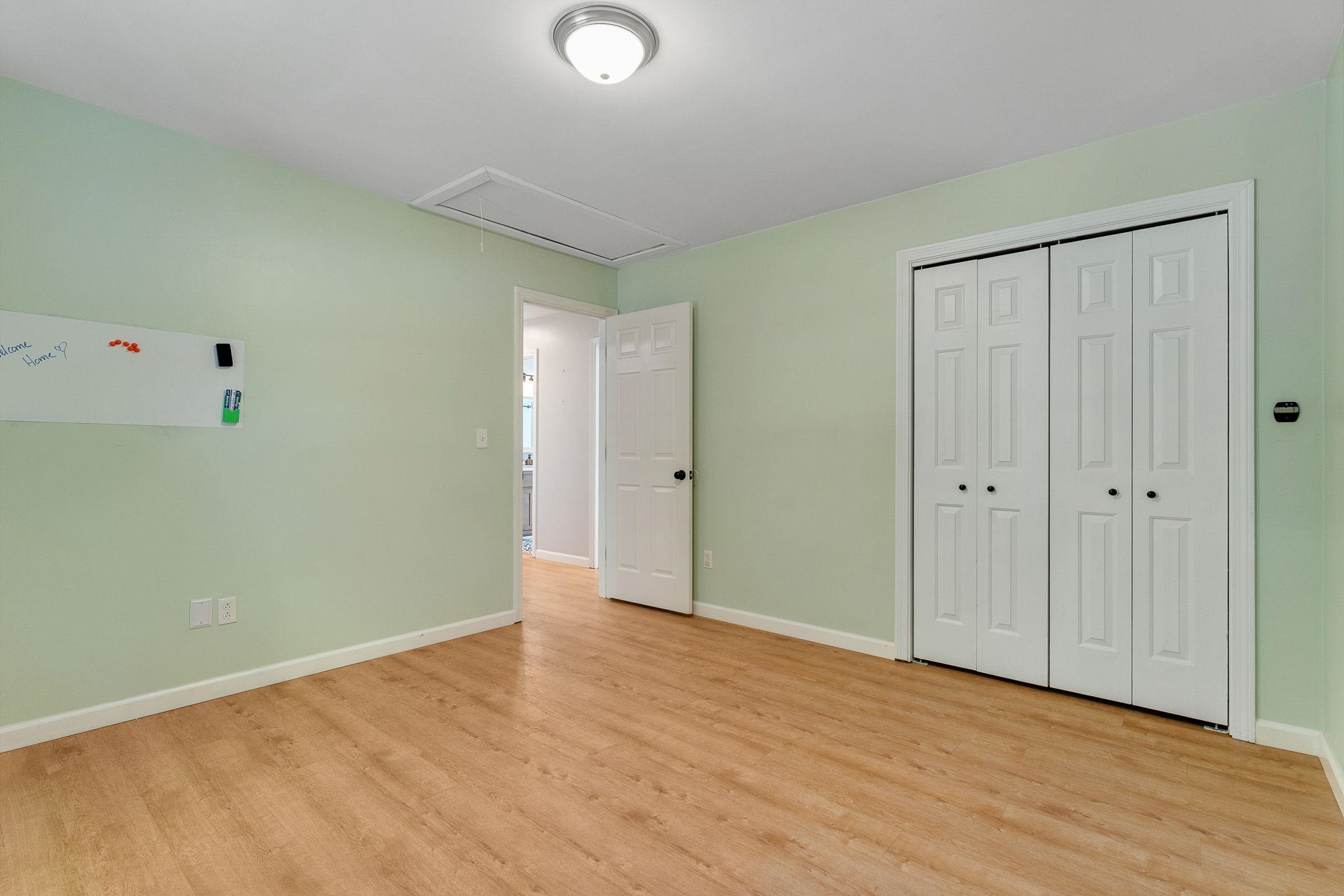 142 Oak Circle Property Photo 31