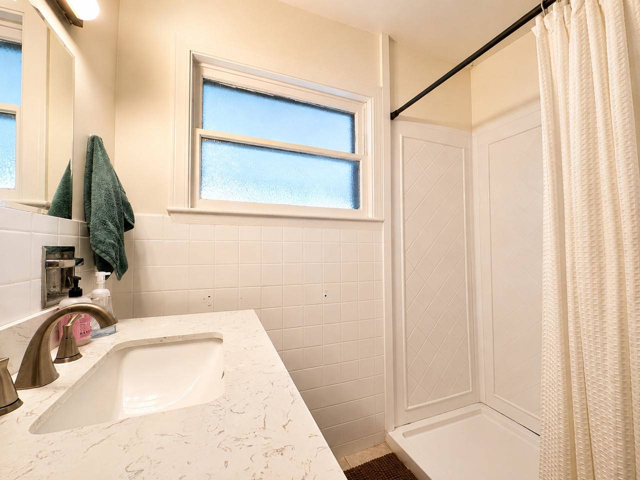 26 Isham Street Property Photo 15