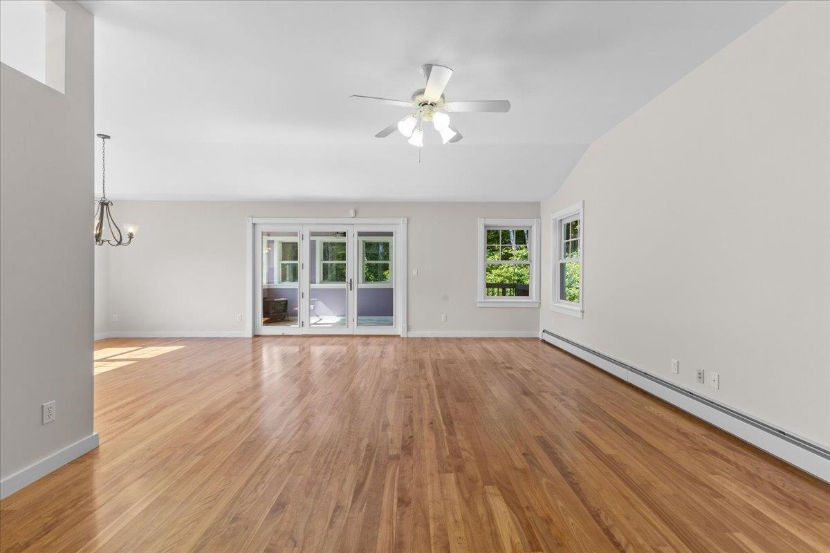 331 Bittersweet Circle Property Photo 15